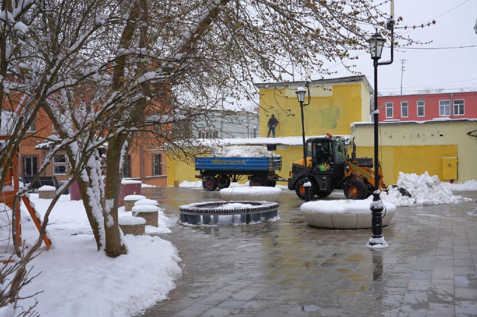 благоустройство, снегопад, сергиев посад, сергиево-посадский городской округ, уборка снега, апрельский снегопад,