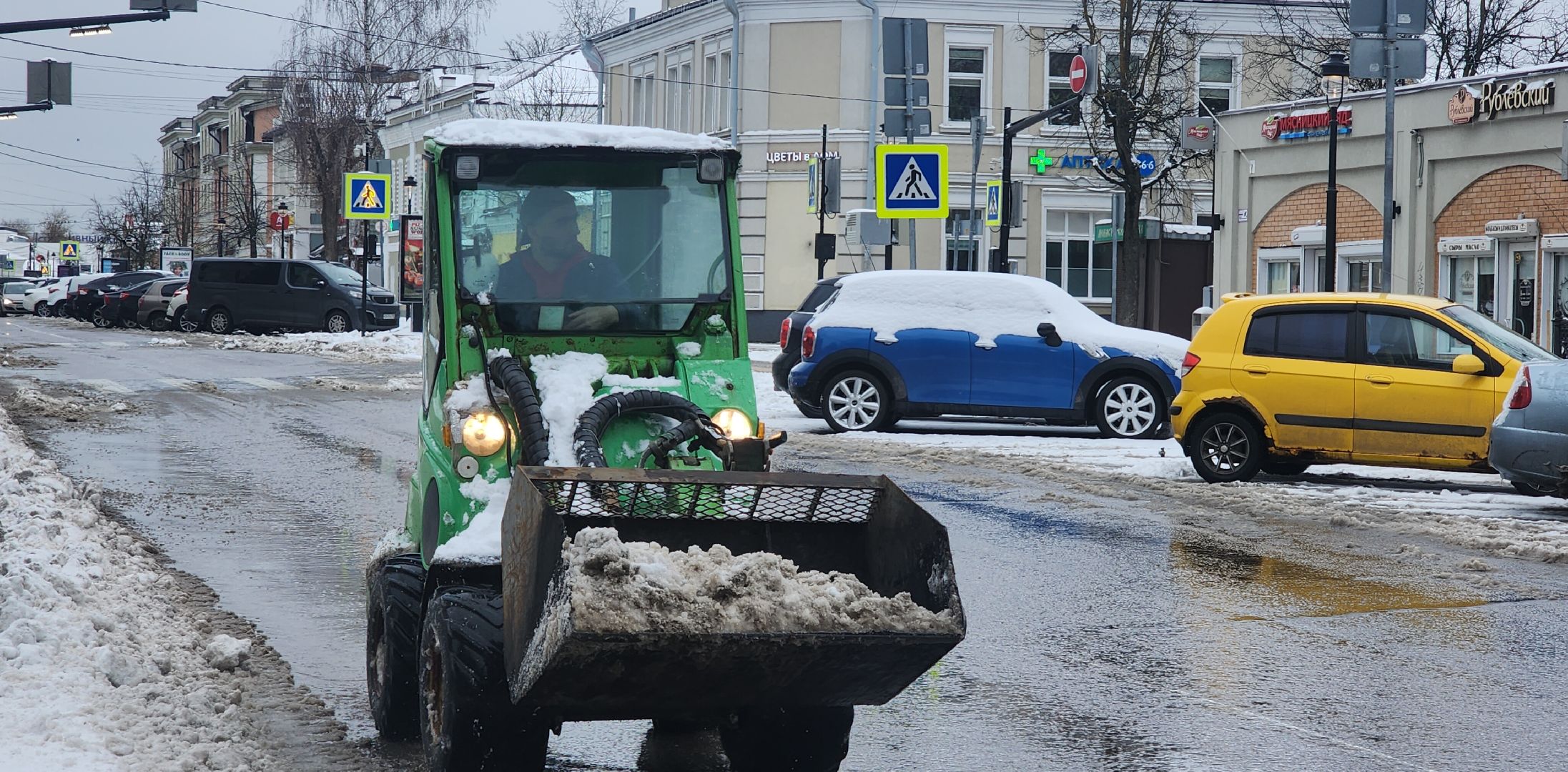 ЖКХ, уборка снега, Коммунальные службы Звенигорода,