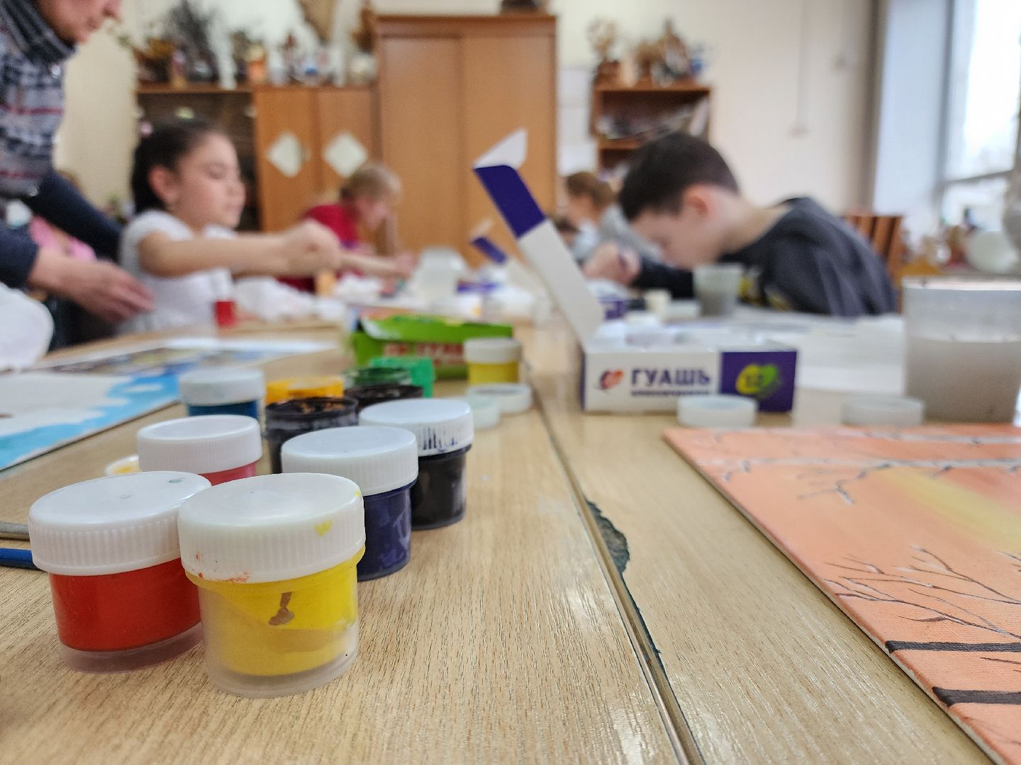 ногинск, жены участников сво, рисование, мастер класс, общество, художник,