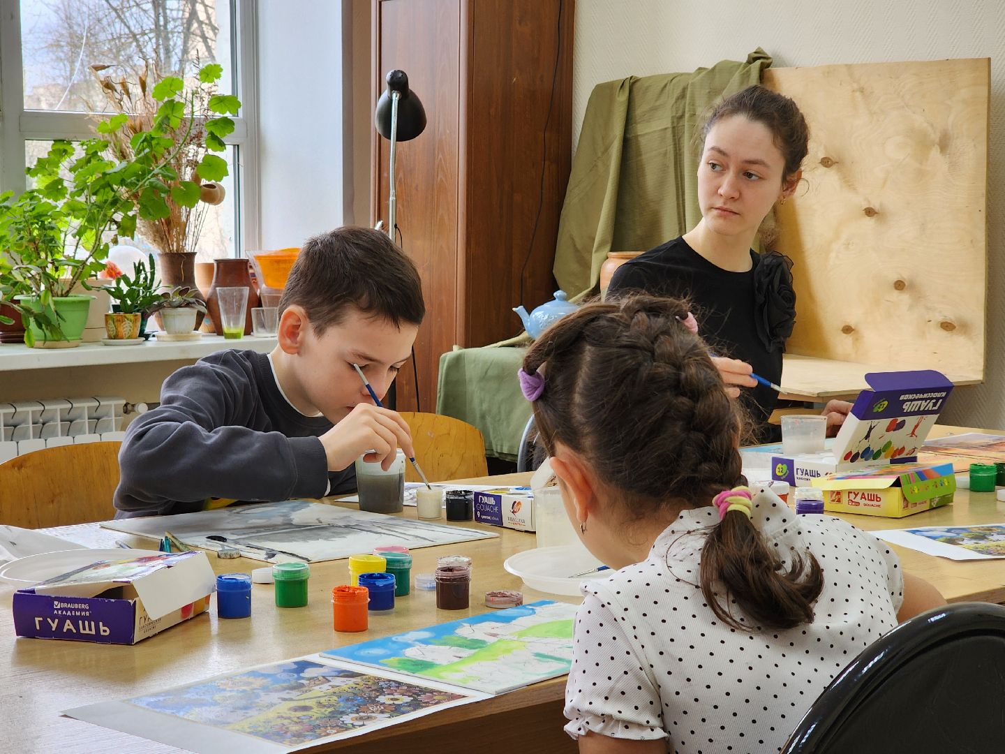 ногинск, жены участников сво, рисование, мастер класс, общество, художник,