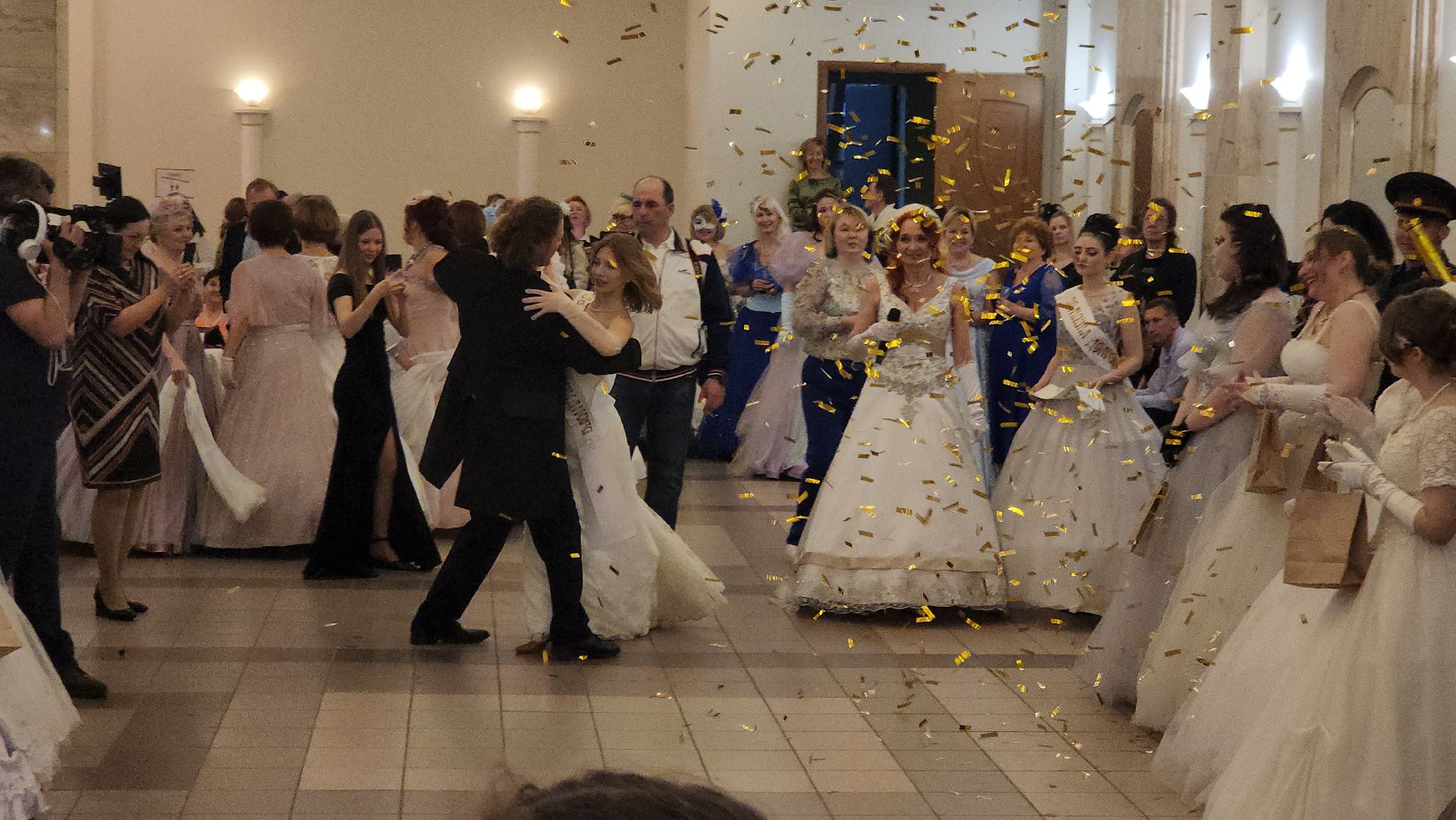 долгопрудный,городской бал, кмц долгопрудный, дк вперед, гусары, золушка,