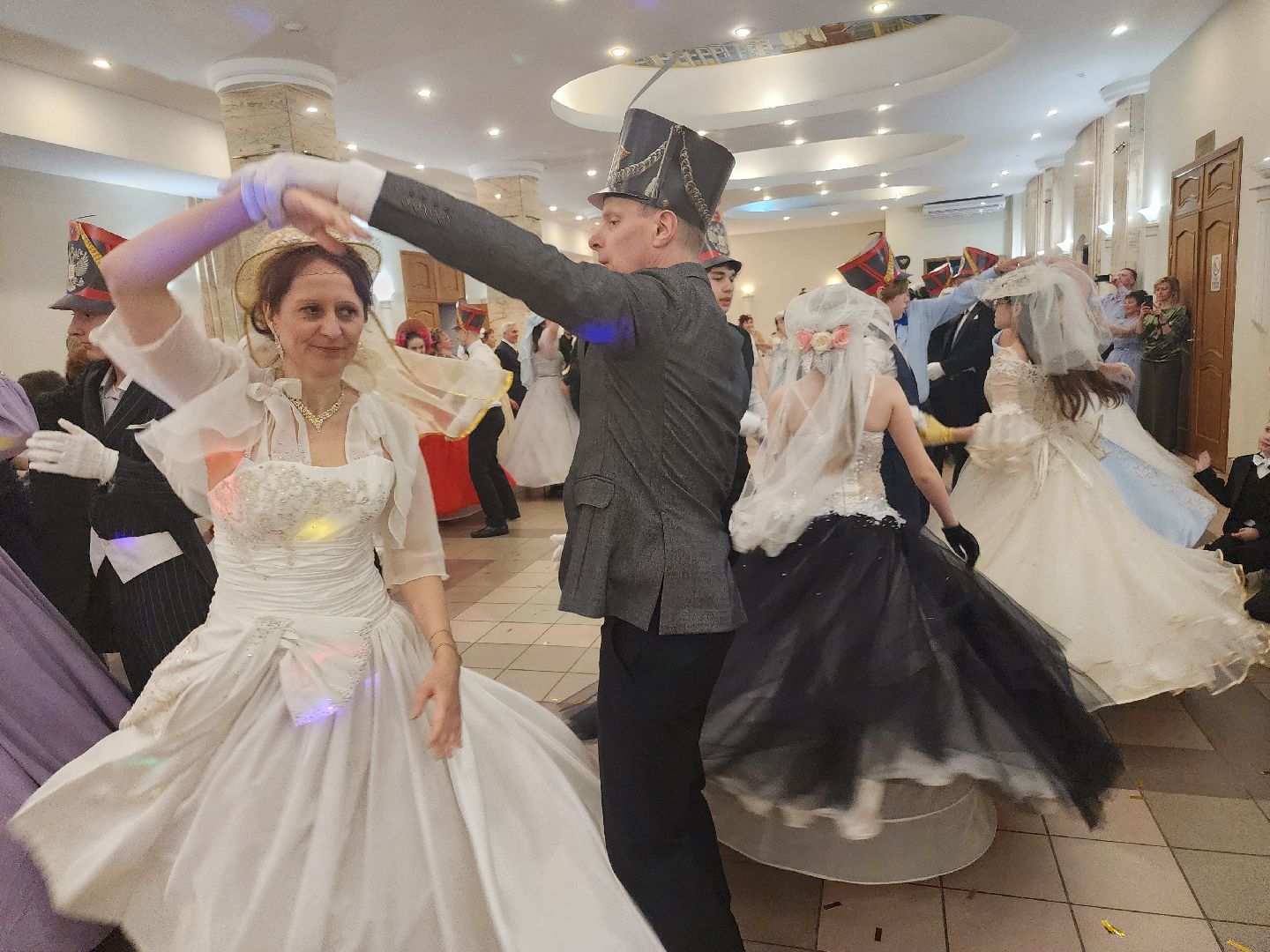 долгопрудный,городской бал, кмц долгопрудный, дк вперед, гусары, золушка,