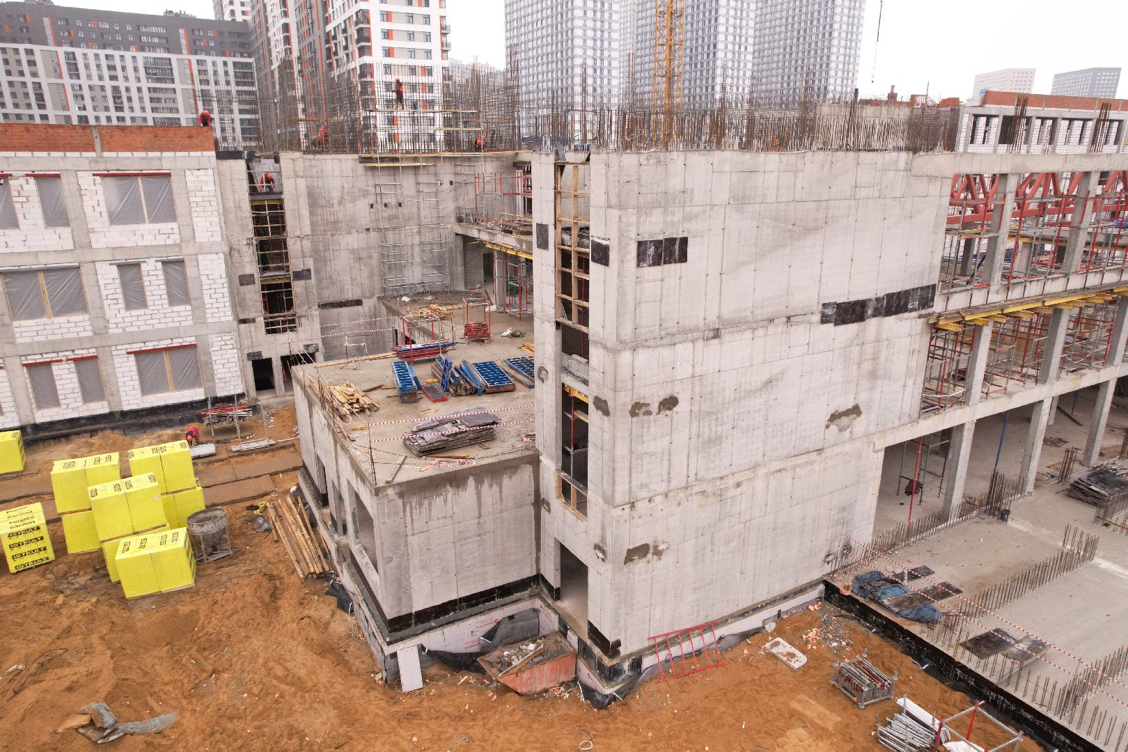 видео с коптера, школа и детский сад в котельниках, строительство в котельниках,