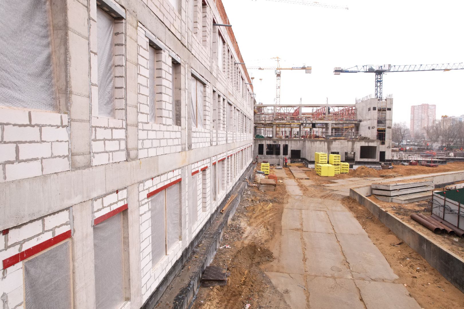 видео с коптера, школа и детский сад в котельниках, строительство в котельниках,