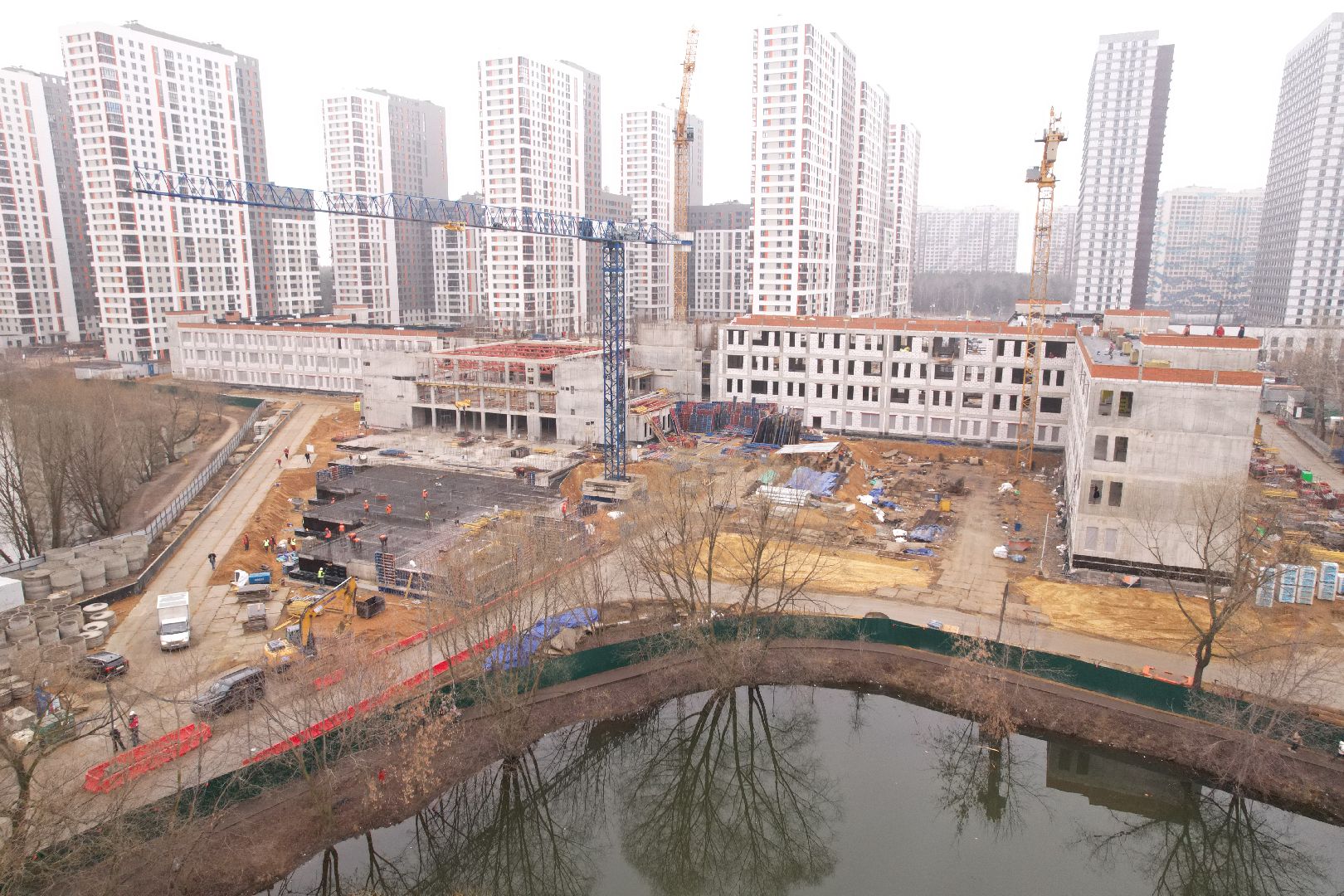 видео с коптера, школа и детский сад в котельниках, строительство в котельниках,