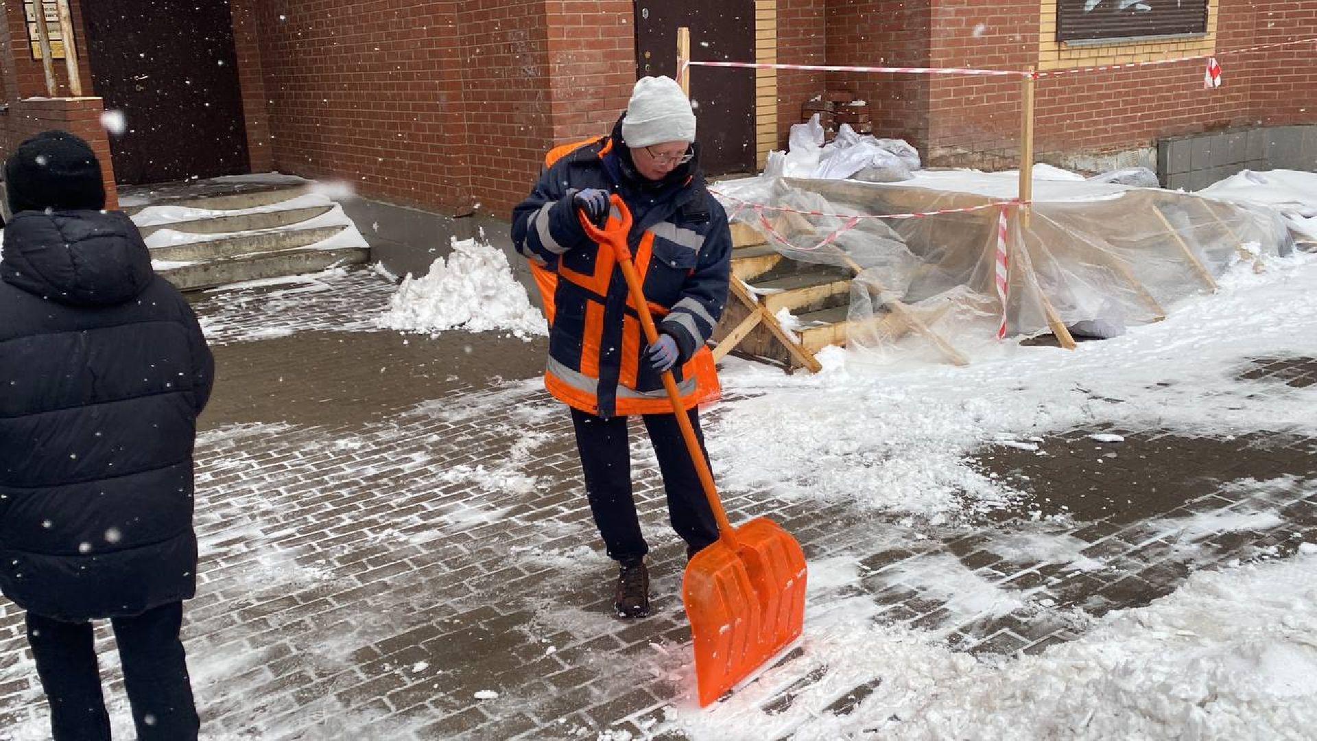 уборка улиц, Истра, благоустровйство,