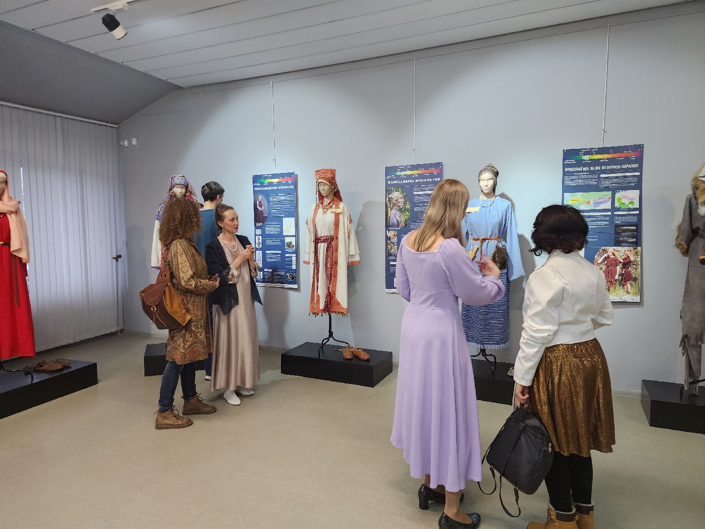 серпухов, подмосковье, индия, турист, культура,