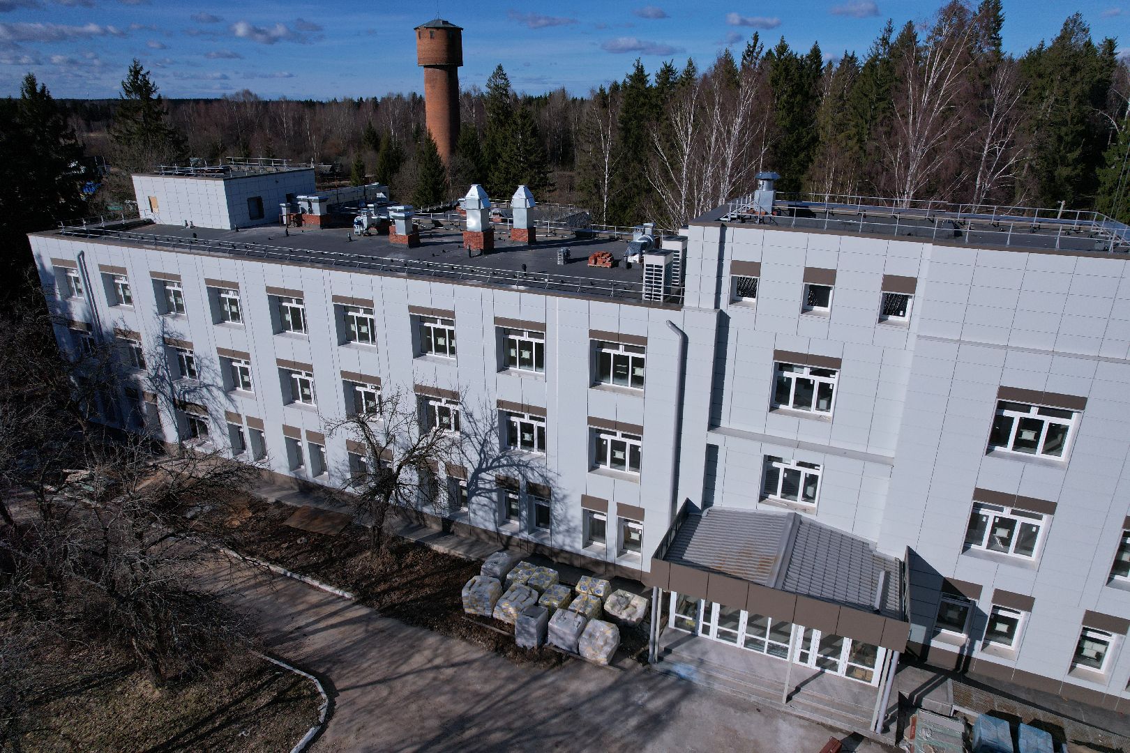 видео с коптера, волоколамская больница, строительство осташевского отделения, медицина волоколамска,