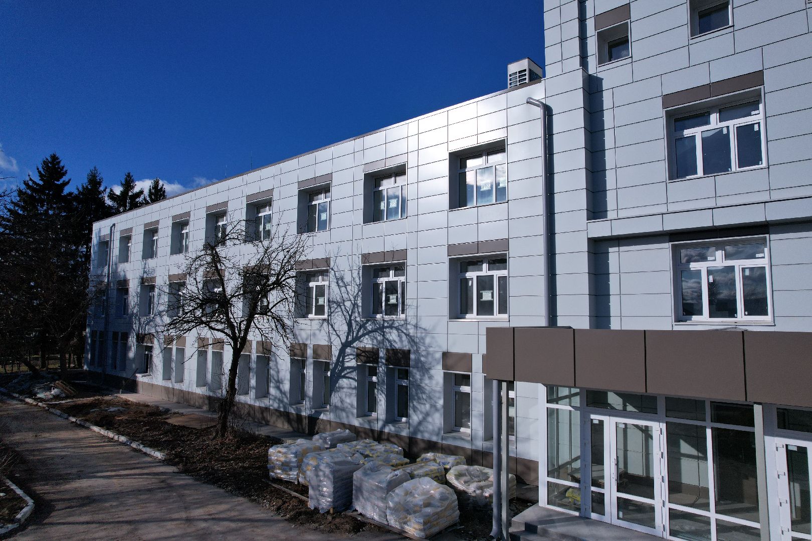 видео с коптера, волоколамская больница, строительство осташевского отделения, медицина волоколамска,