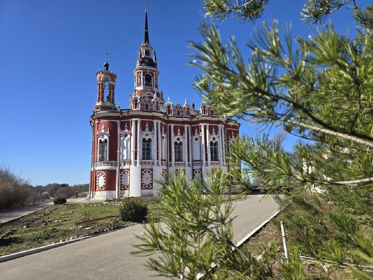 можайск, можайский муниципальный округ, подмосковье, уникальные книги, ново-никольский собор, святыня, музей, уникальные экспонаты,