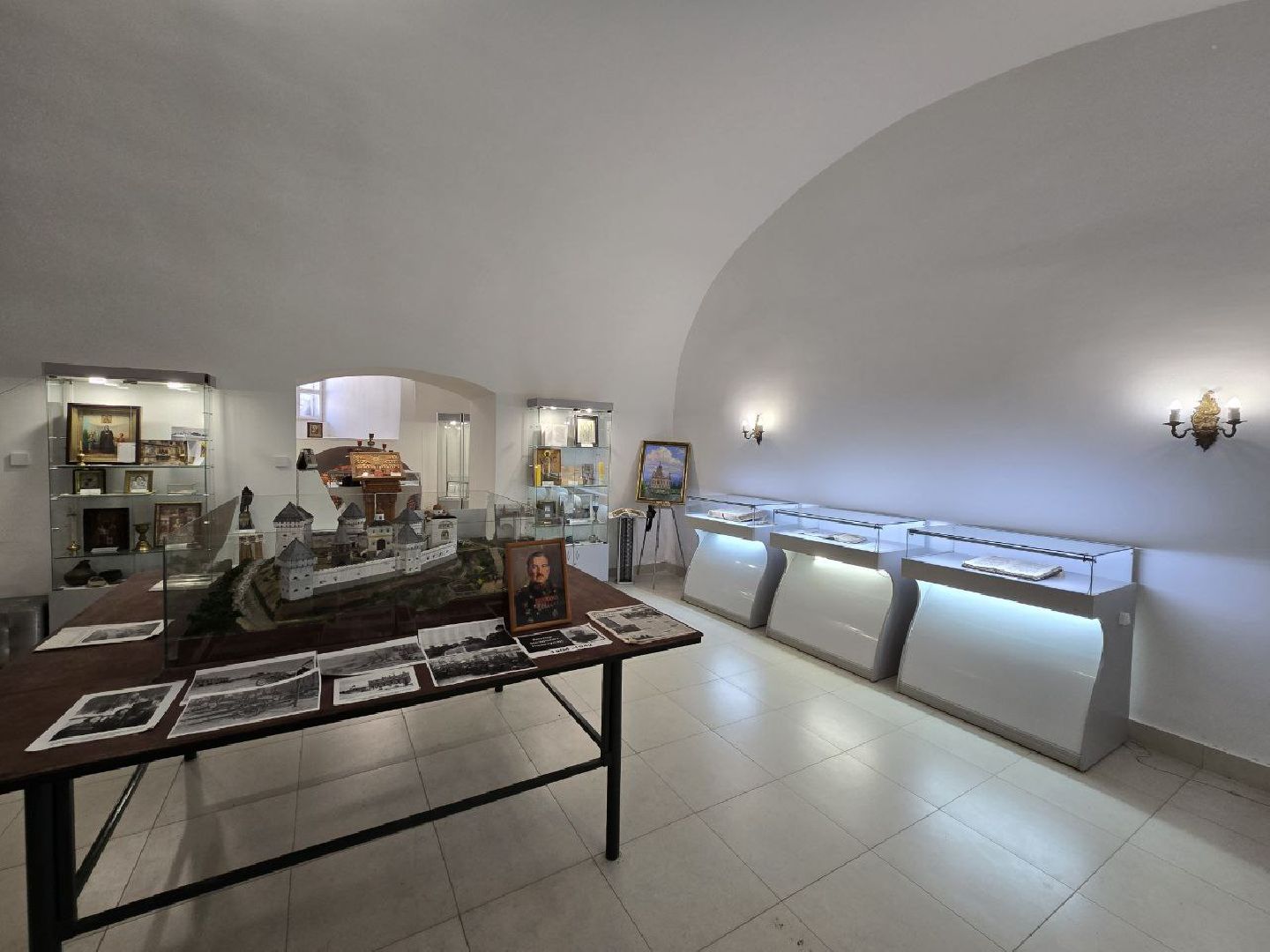 можайск, можайский муниципальный округ, подмосковье, уникальные книги, ново-никольский собор, святыня, музей, уникальные экспонаты,