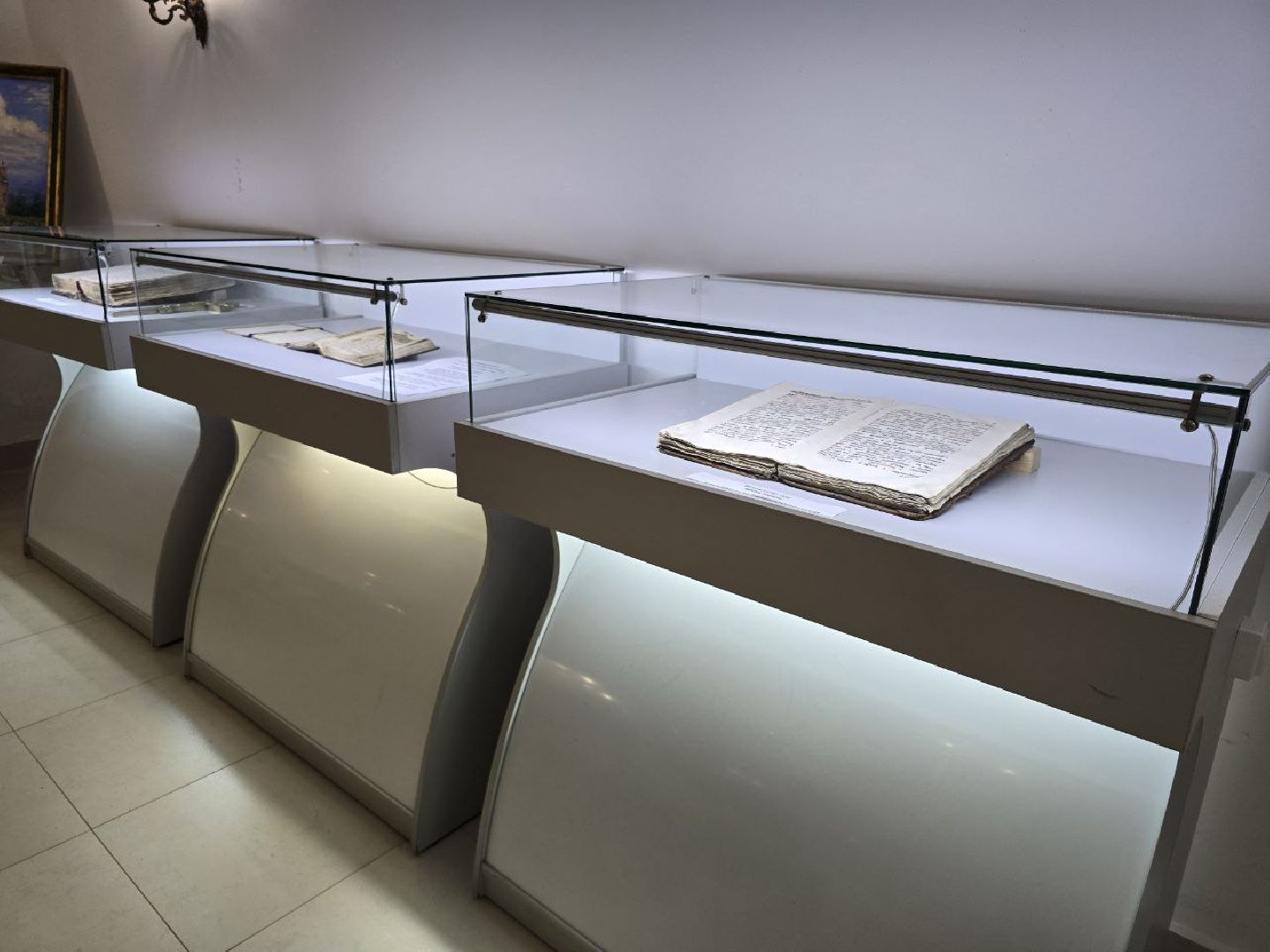 можайск, можайский муниципальный округ, подмосковье, уникальные книги, ново-никольский собор, святыня, музей, уникальные экспонаты,