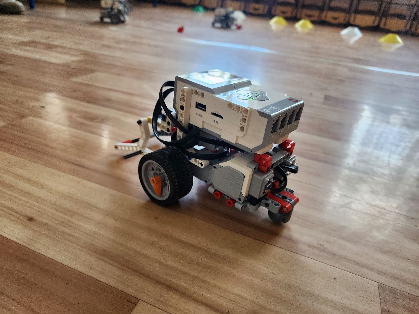 луховицы, движение первых,