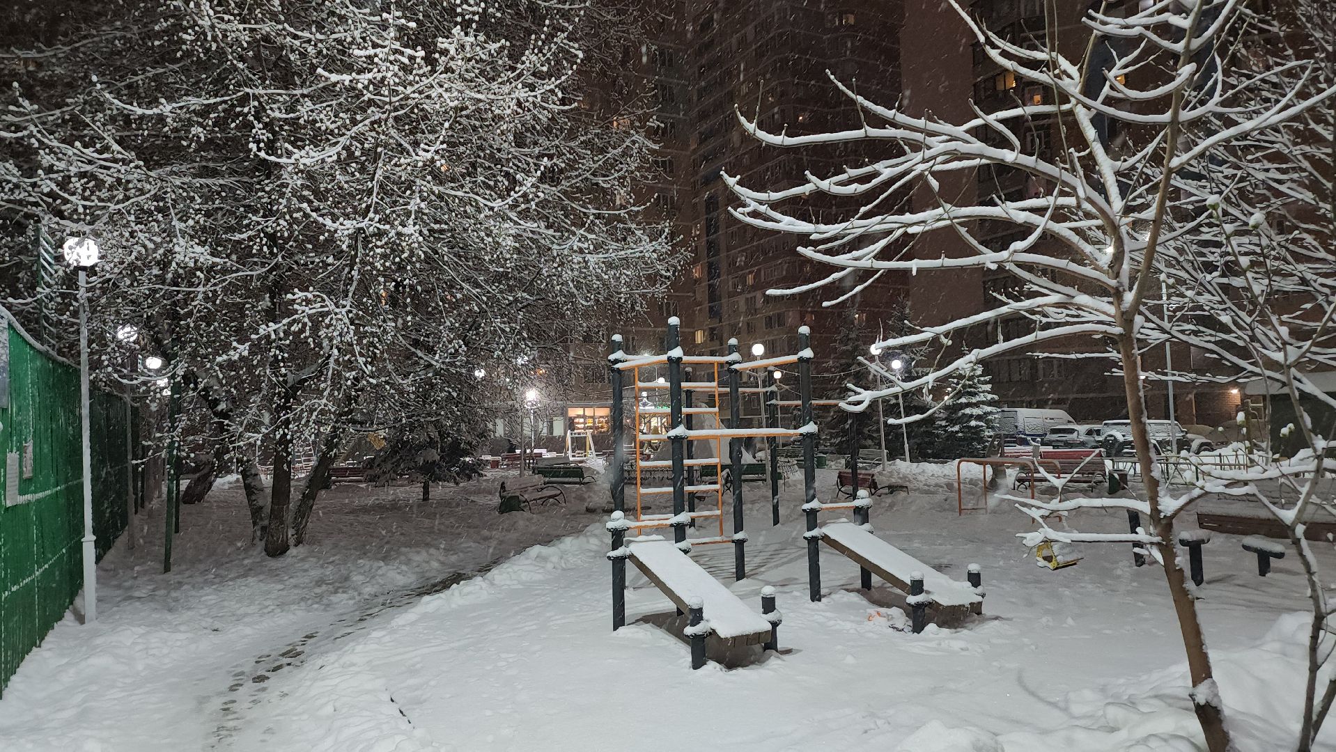 люберцы, сход снега, мокрый снег, автомобили,