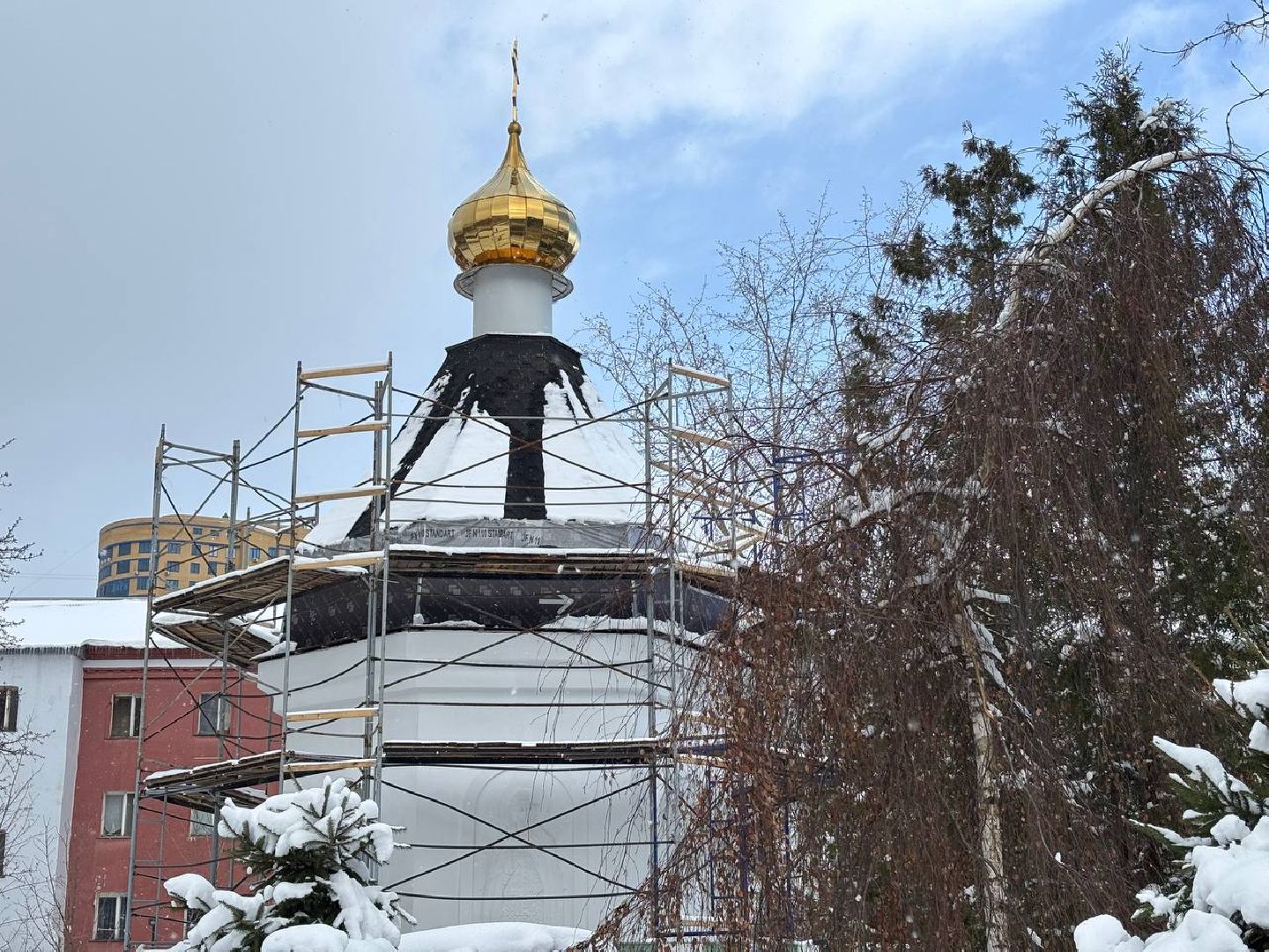 реутов, часовня, реконструкция, лики святых,