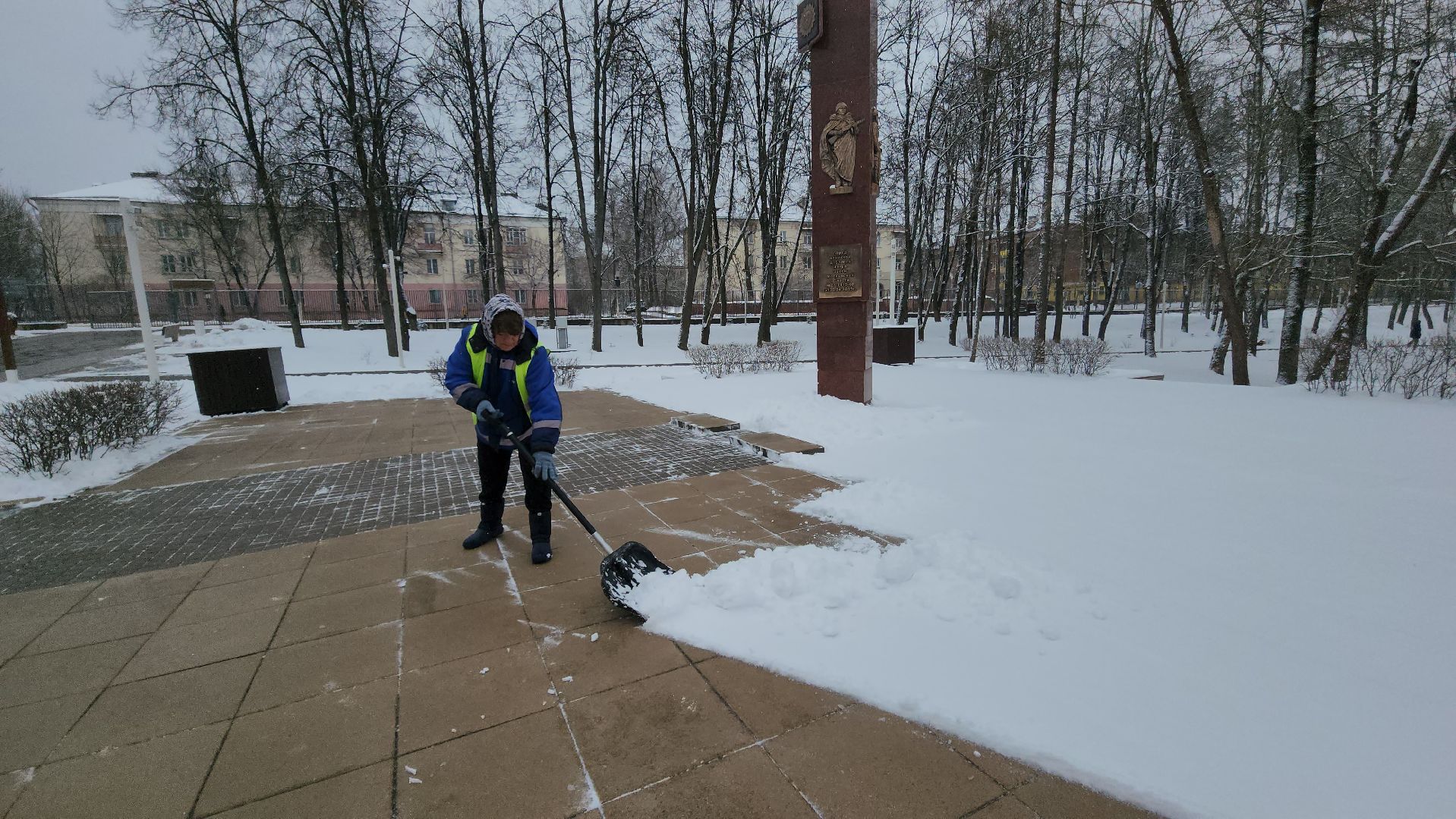 Снег, Истра, уборка снега, Парк,