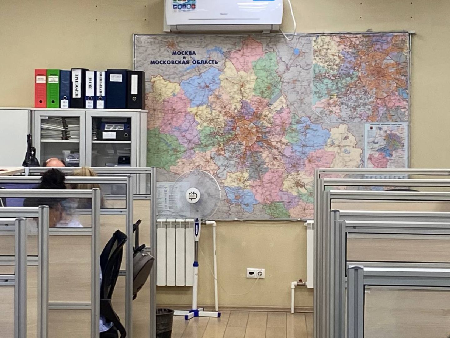 единая диспетчерская служба, операторы скорой помощи, операторы службы спасения,