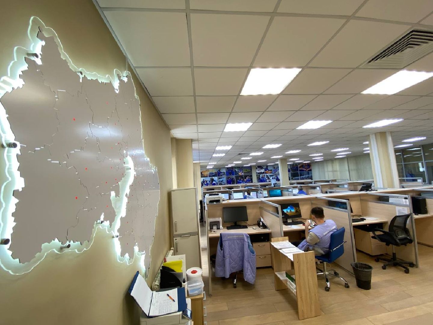 единая диспетчерская служба, операторы скорой помощи, операторы службы спасения,