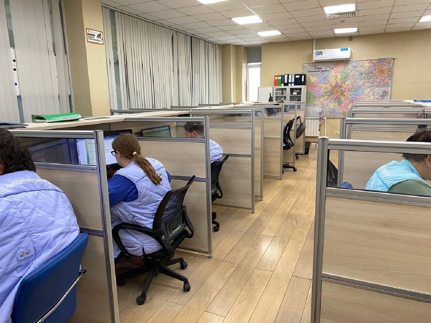 единая диспетчерская служба, операторы скорой помощи, операторы службы спасения,