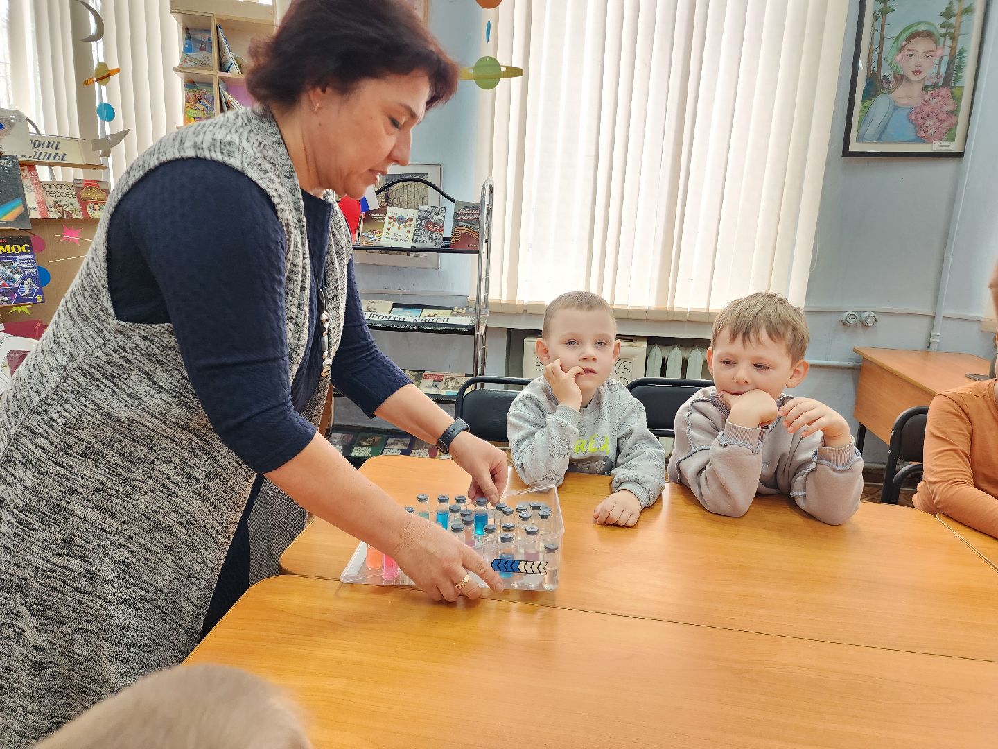 дети, шатура, шатурская детская библиотека, день космонавтики, ракета победы,