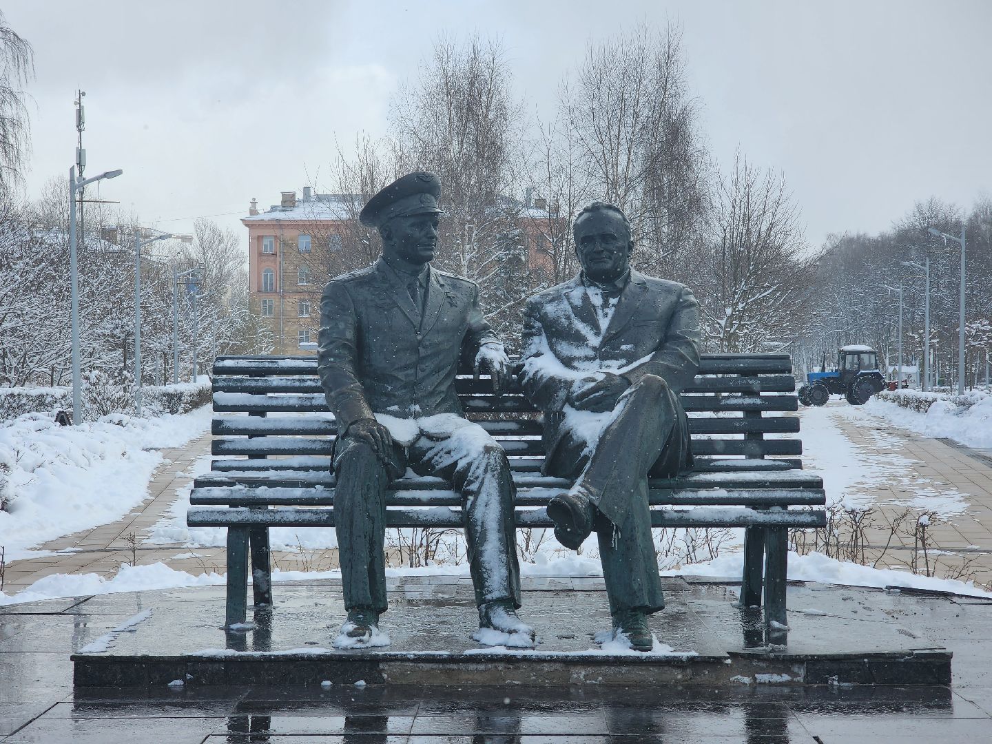 королёв, снегопад, уборка территории, цдк имени калинина,