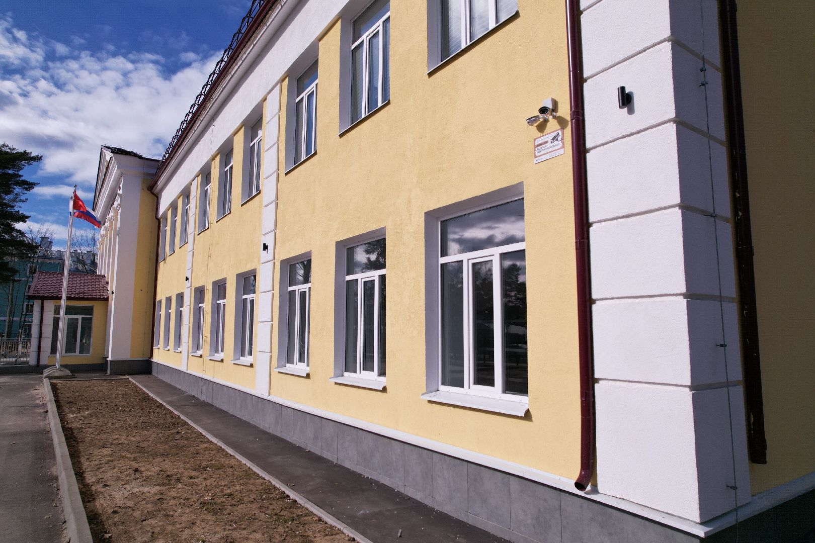 видео с коптера, школа 1 в дубне, капремонт школы в дубне,