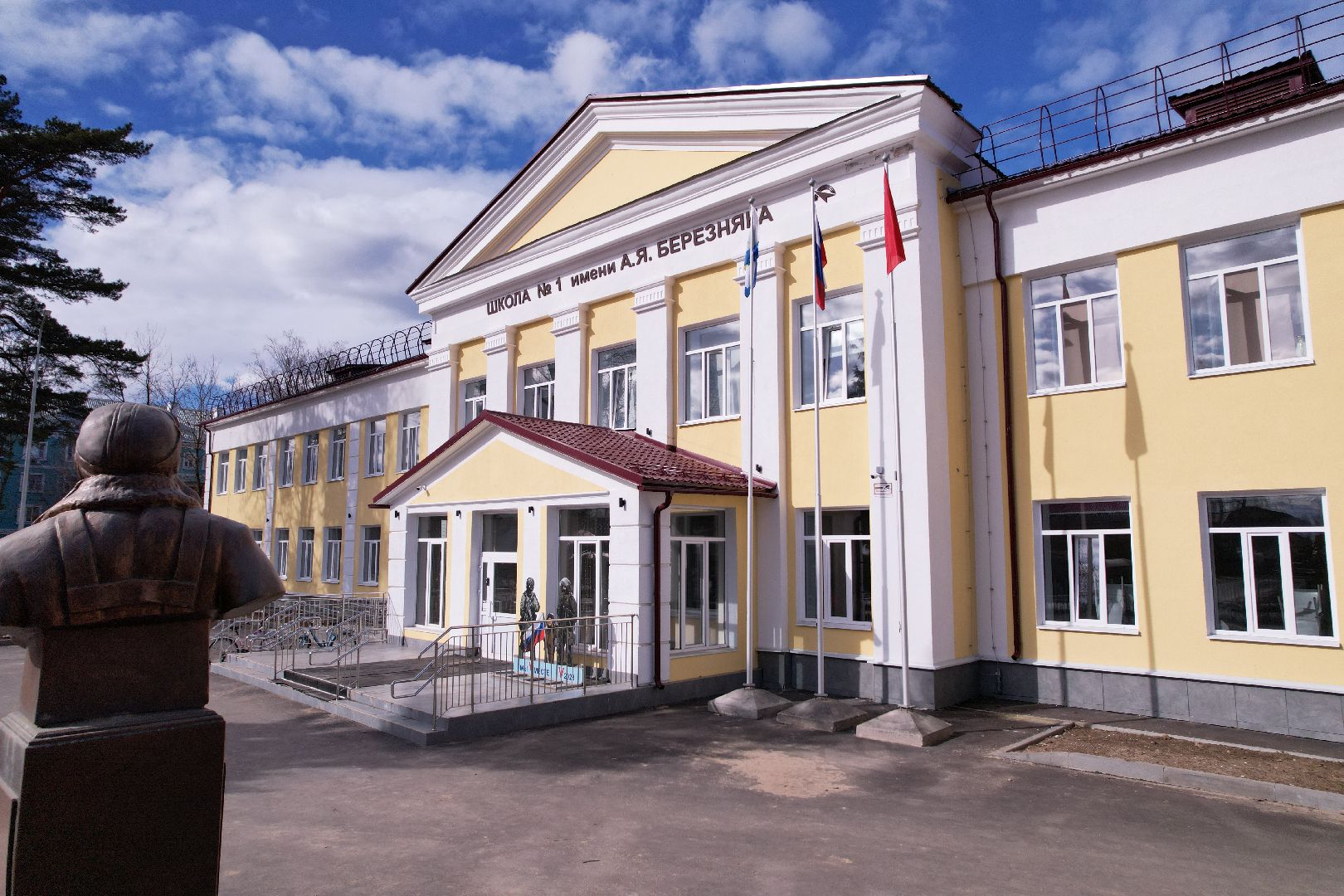 видео с коптера, школа 1 в дубне, капремонт школы в дубне,