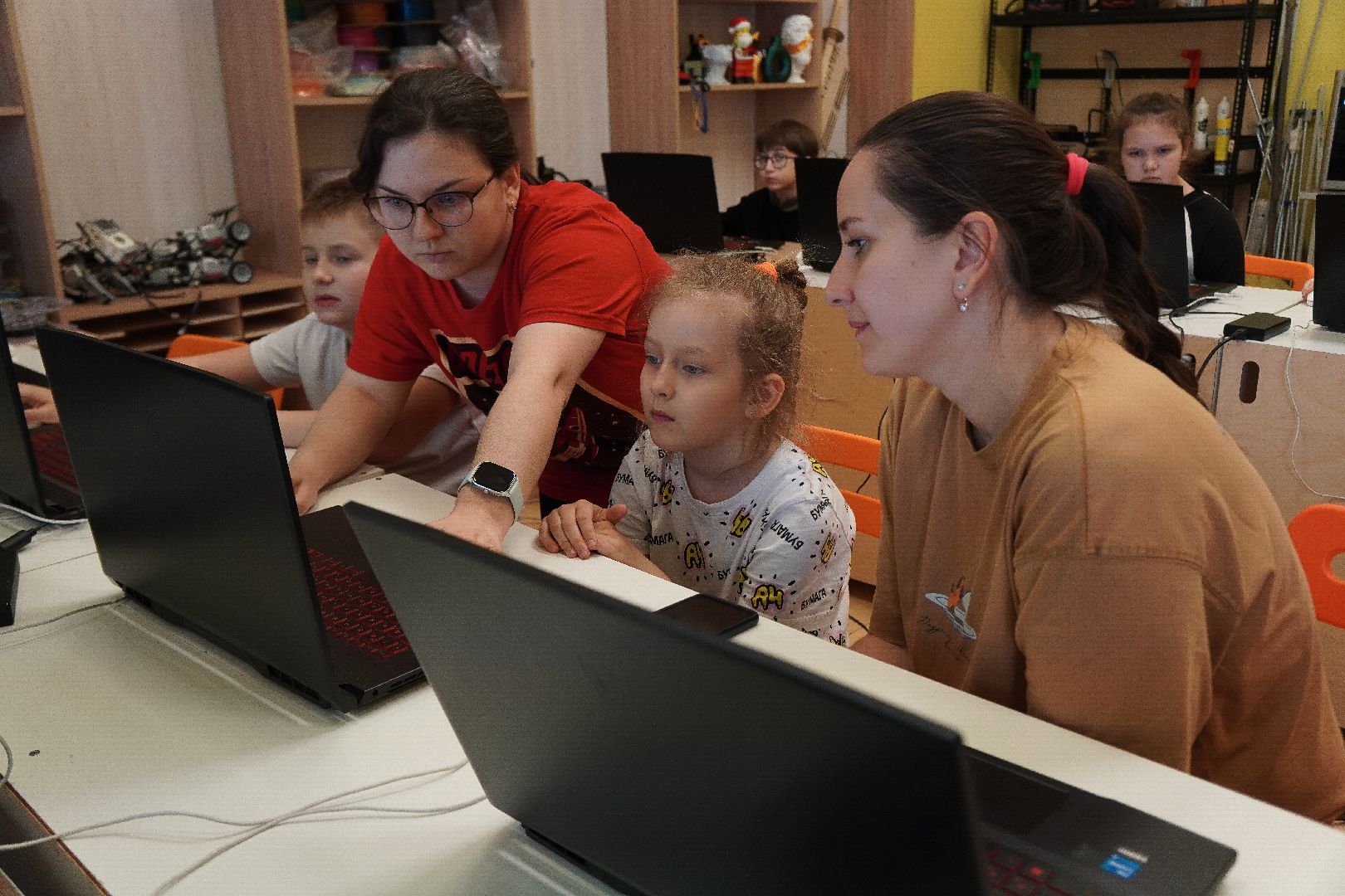 котельники, мастер-класс, семьи СВО, день космонавтики,