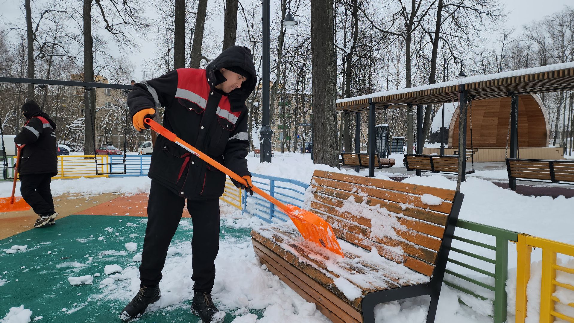 Уборка снега, Снег, Парк, коммунальная техника, Лобня,