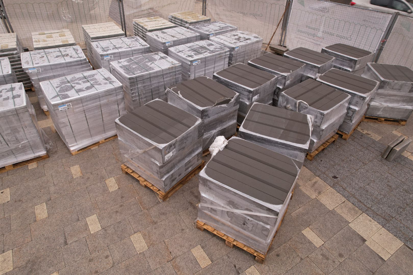 установка стелы в рузе, стела на центральной площади рузы,видео с коптера,