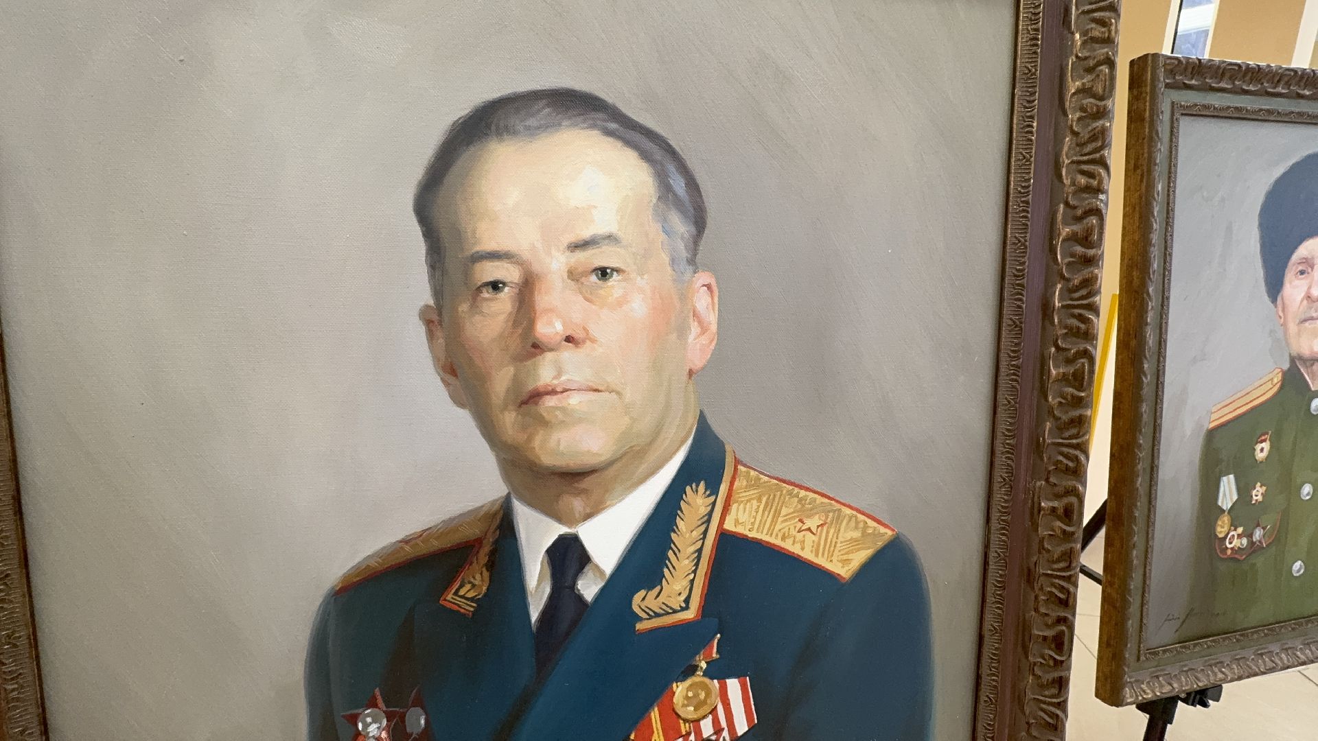 солнечногорск, выставка, день победы, художник, картины, жители,