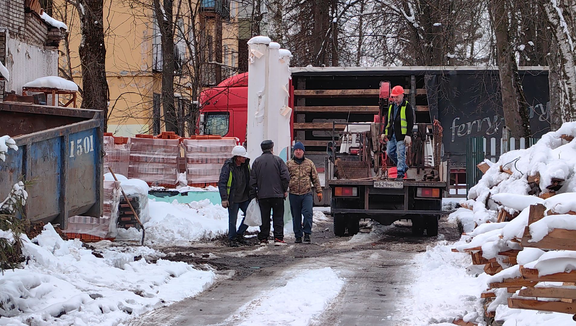 капитальный ремонт, полы, отделочные работы, штукатурка, бригада,