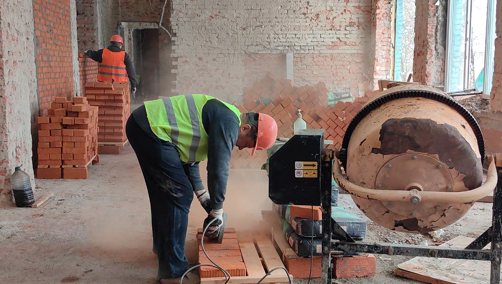 капитальный ремонт, полы, отделочные работы, штукатурка, бригада,