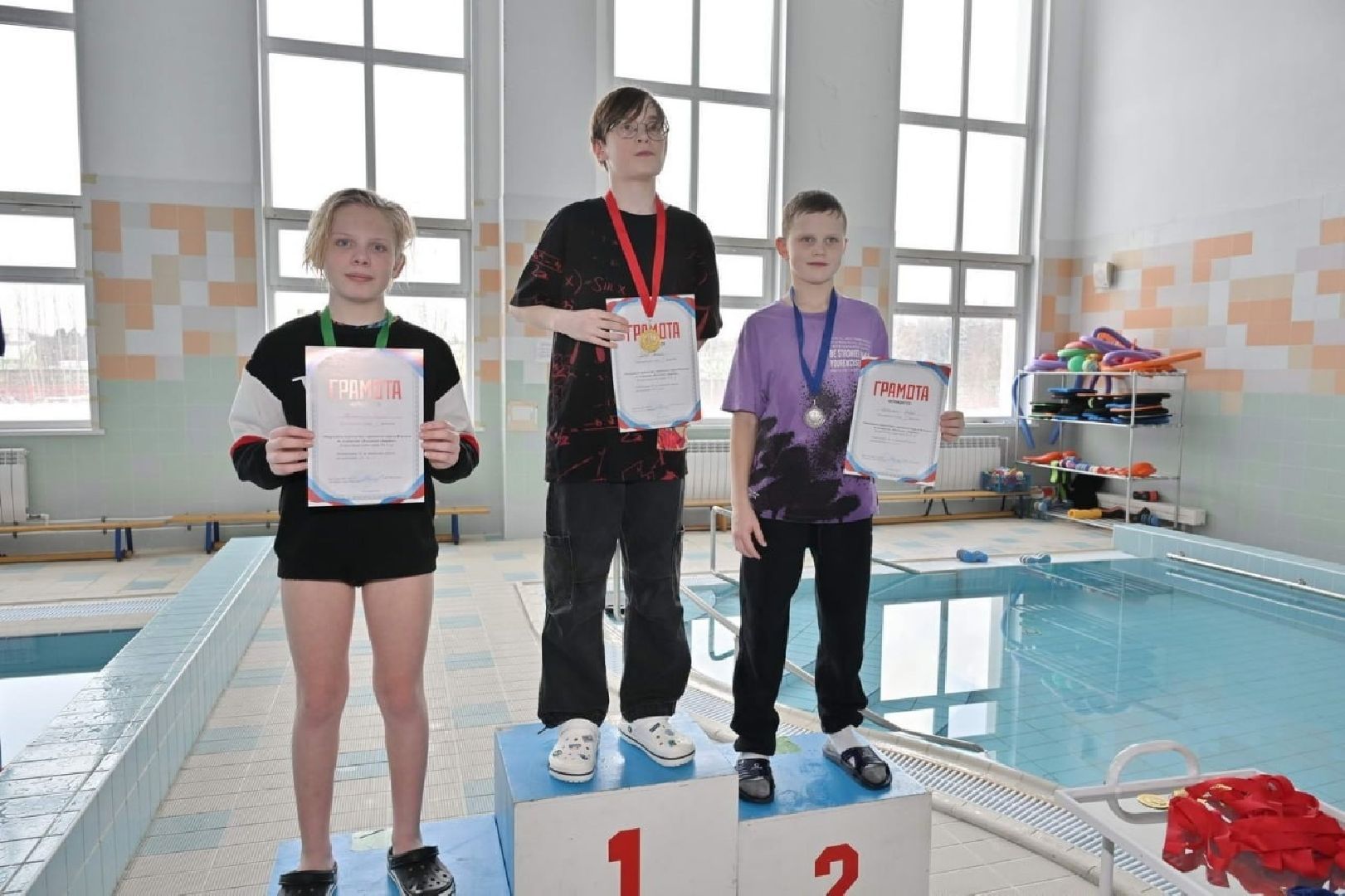 плавание власиха, школа перспектива, власиха перспектива, открытое первенство плавание,
