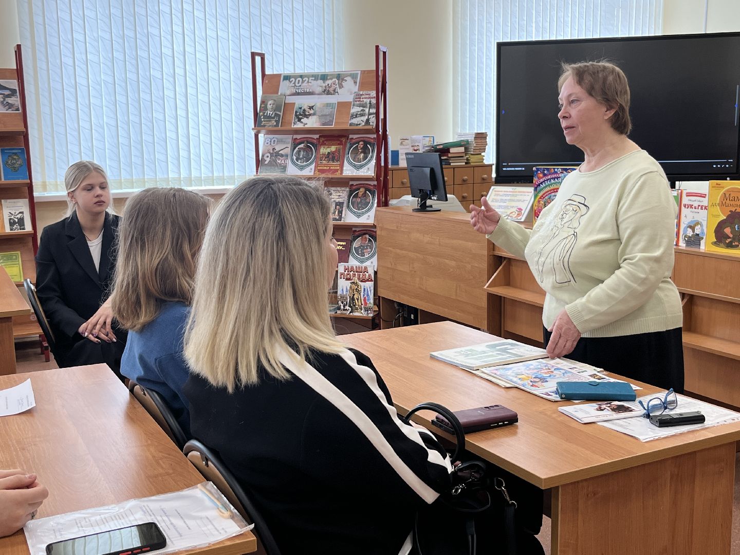наро-фоминск, наро-фоминский городской округ, чтение книг, литературная встреча, библиотека,