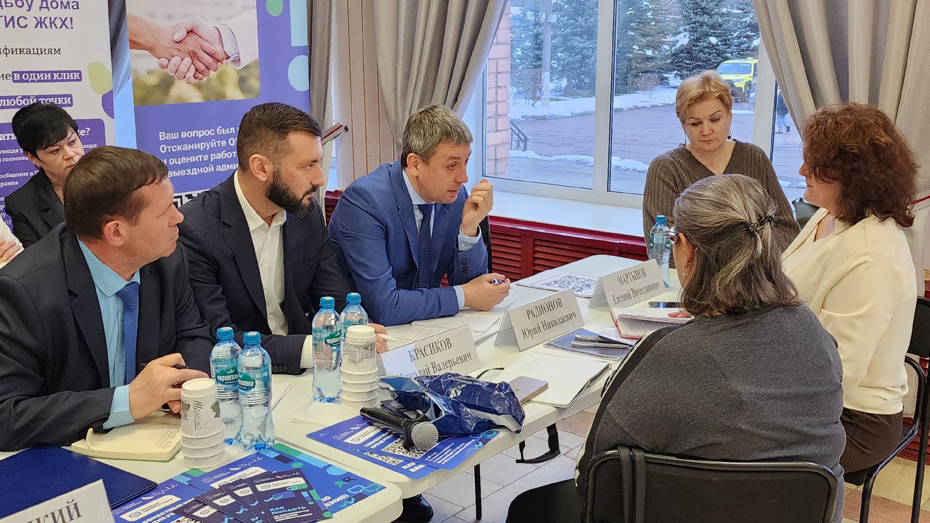 выездная администиация, Медвежьи озера, Образование, Школьный автобус,