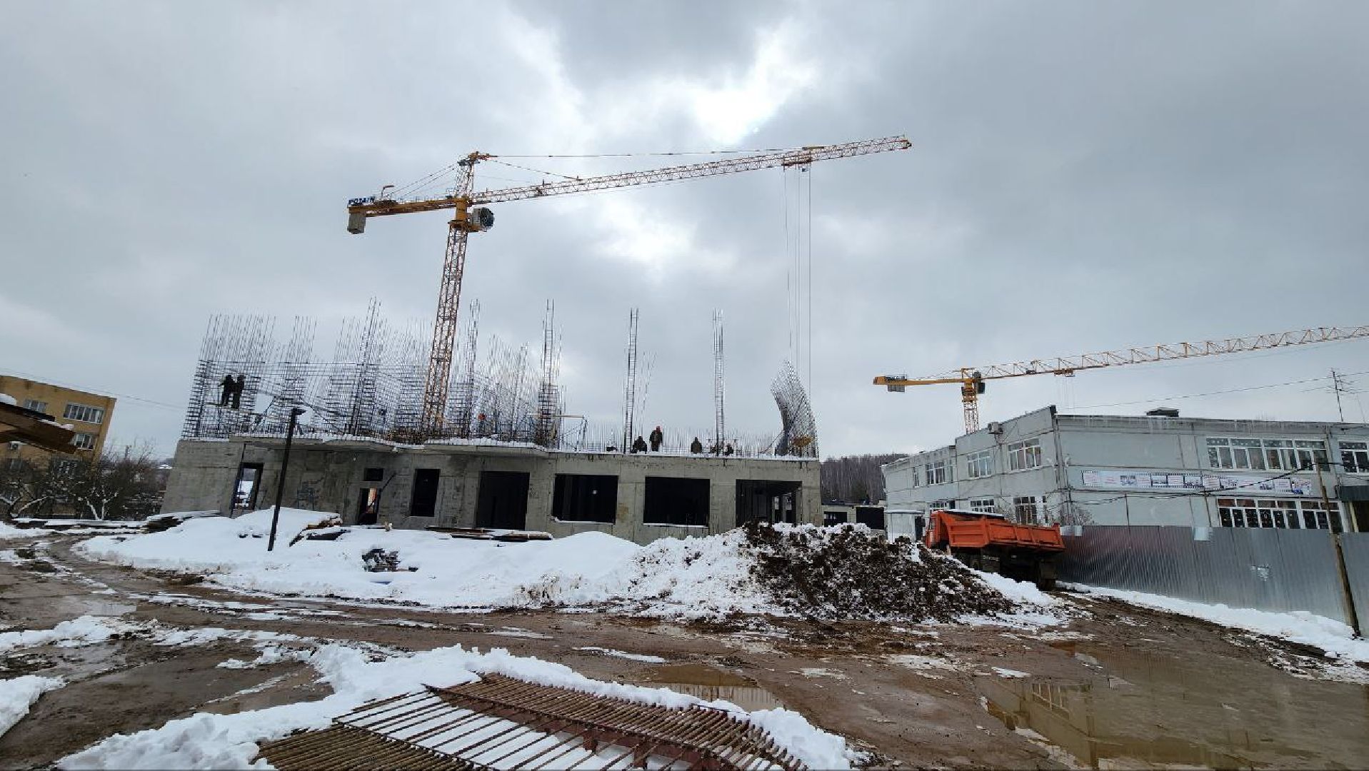 Дмитров, Пристройка к Внуковской школе, Минобразования,