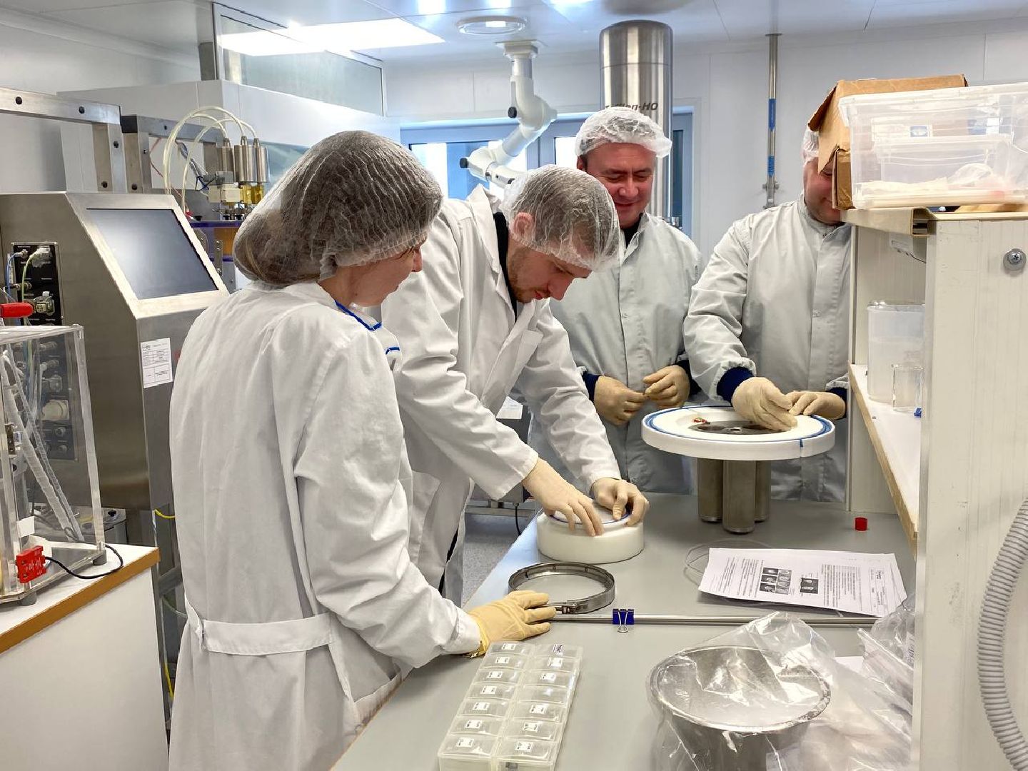 Биннофарм, формацевтическая компания в красногорске, создание лекарств,