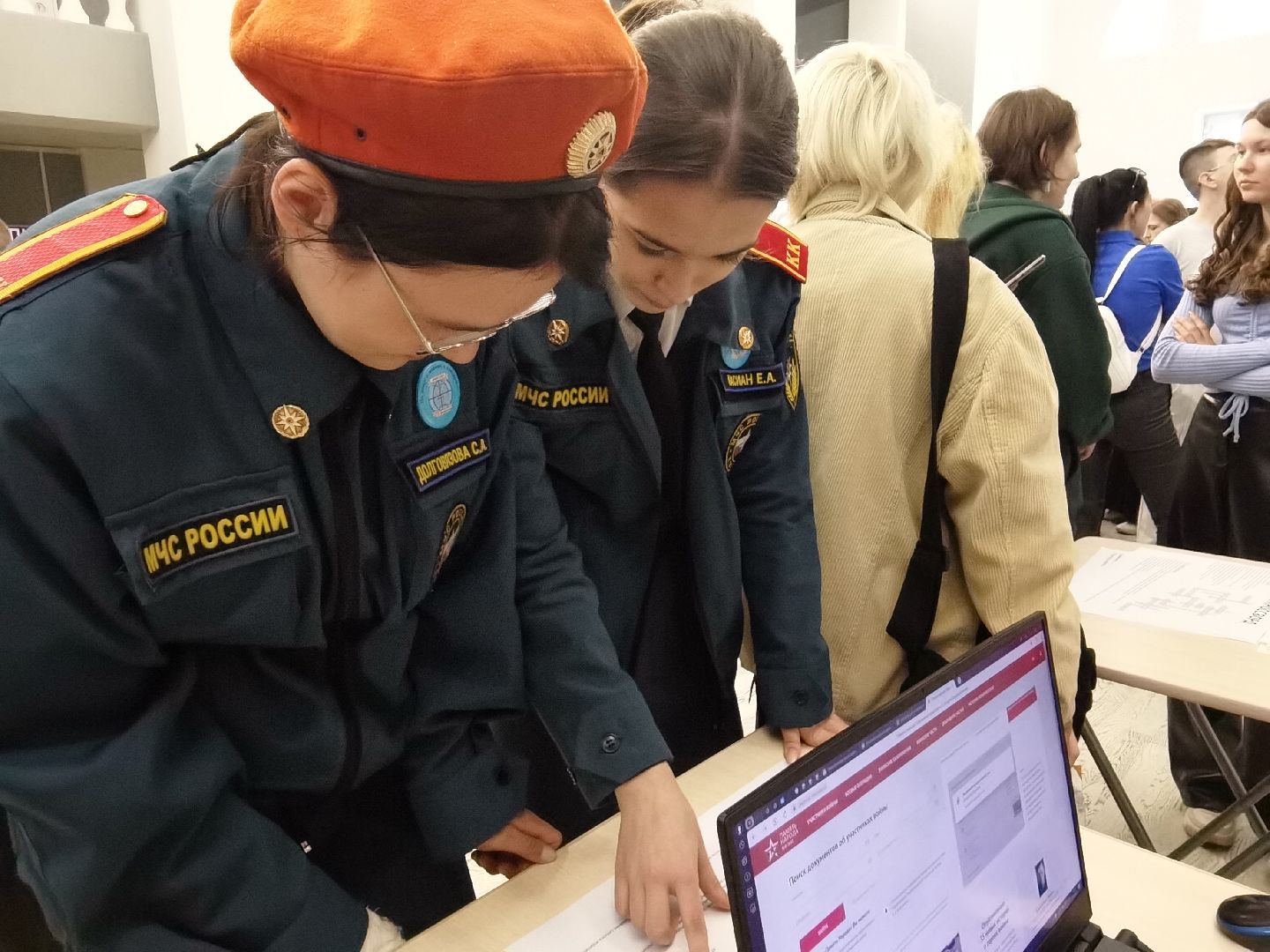 Балашиха, молодёжный центр Новый свет, патриотизм, Вымпел, волонтёры Подмосковья, СВО, военнослужащие, фонд помощи Своих не бросаем