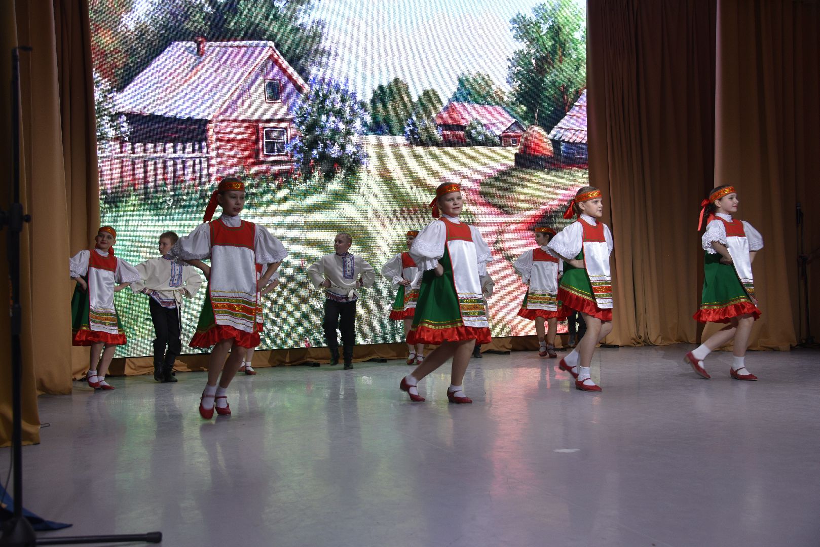 лотошино, глава муниципалитета, день труда подмосковья,