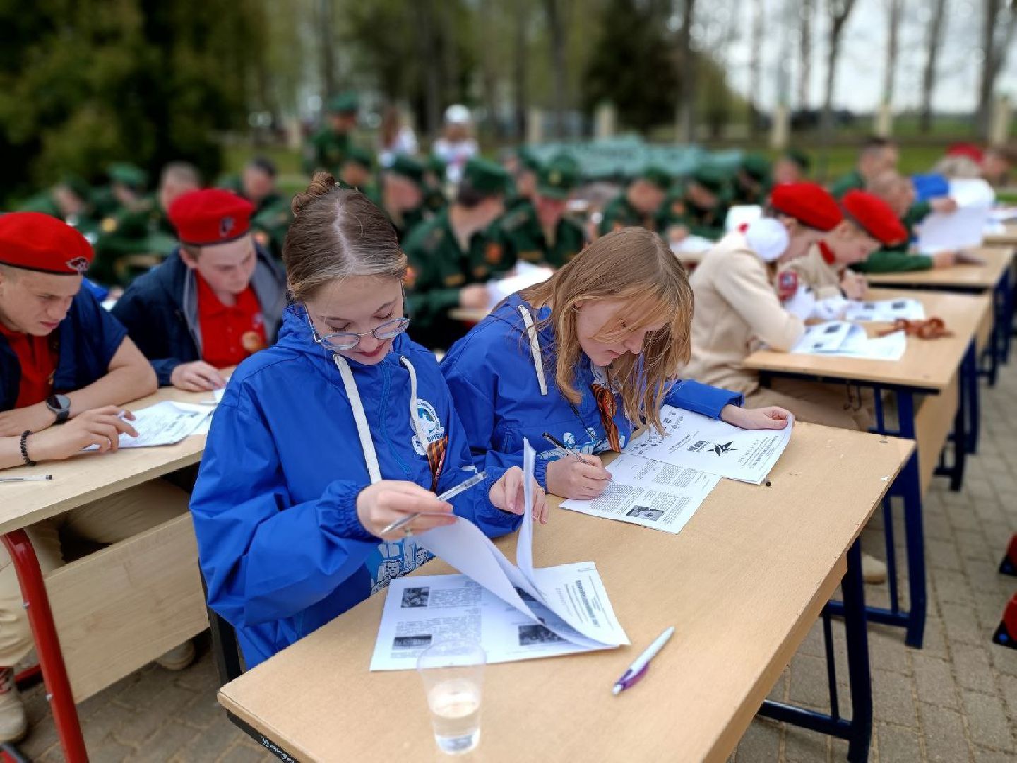 Можайск, Можайский городской округ, Подмосковье, Диктант Победы, Всероссийская акция, исторический диктант, Бородинское поле, школьницы,