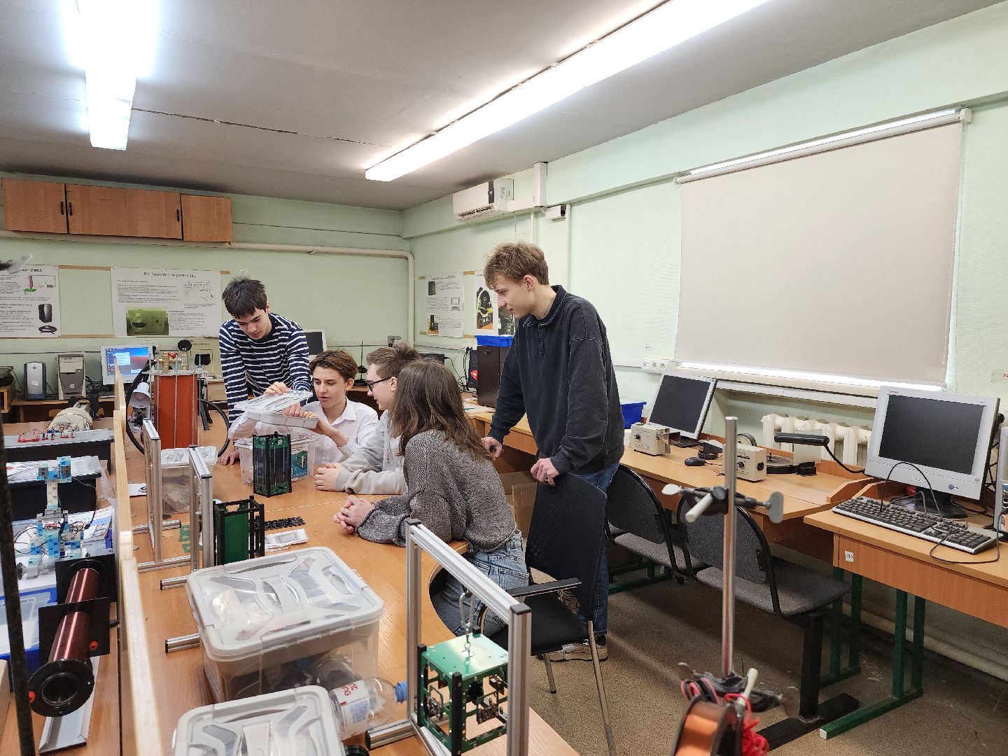 Подольск, Умка, Школьный спутник, День космонавтики,