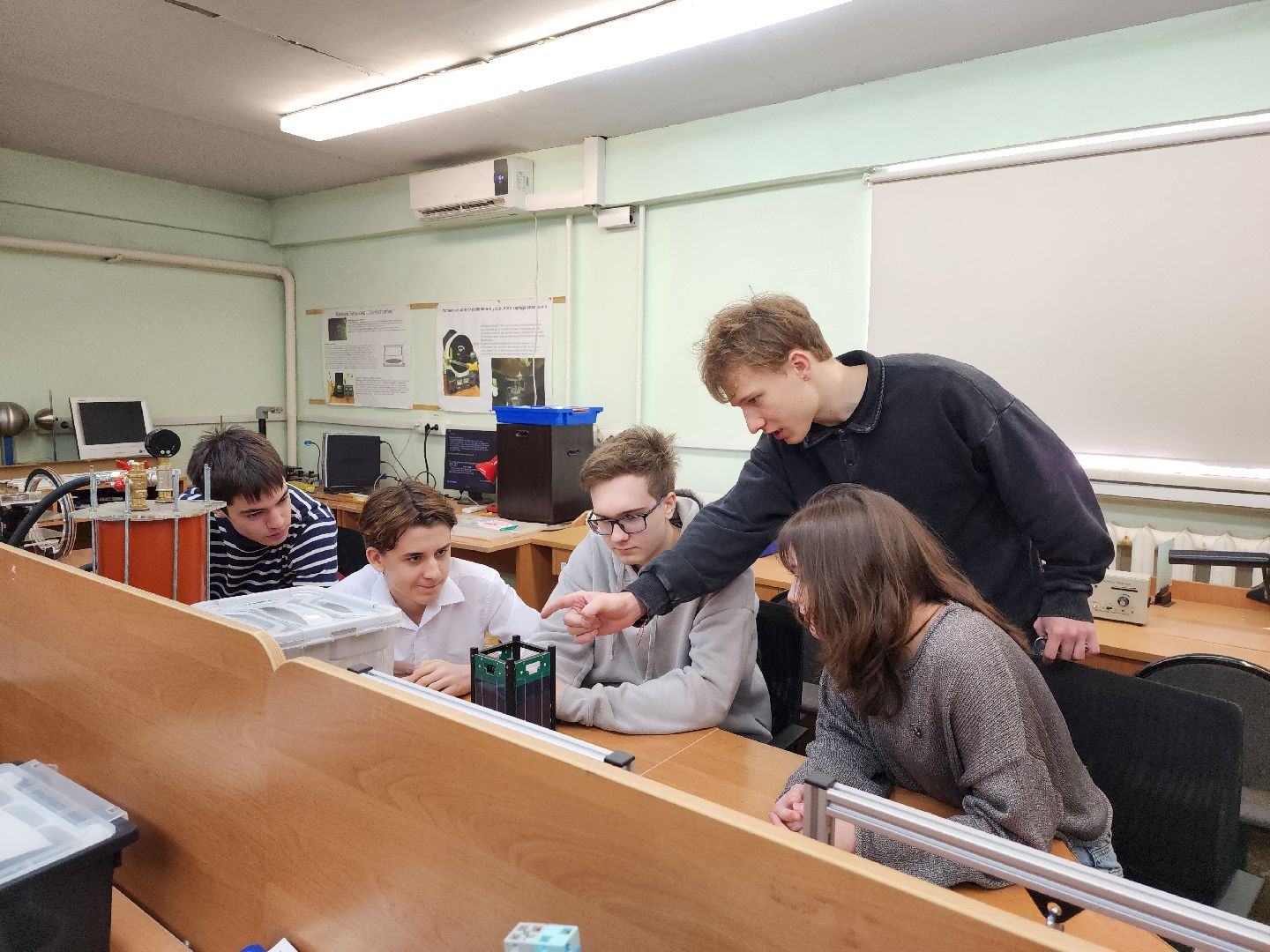 Подольск, Умка, Школьный спутник, День космонавтики,