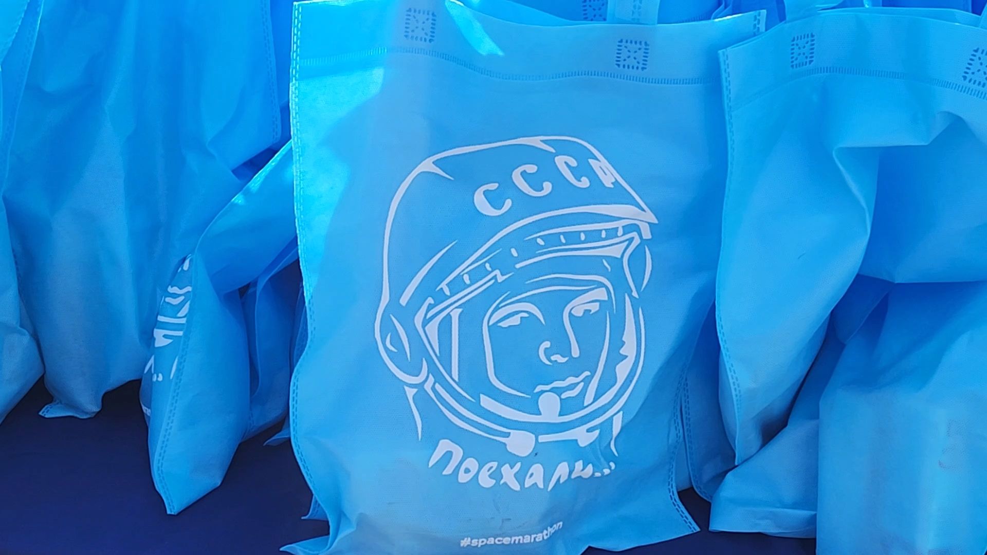королёв, забег любовь и космос, спорт в подмосковье, полумарафон,