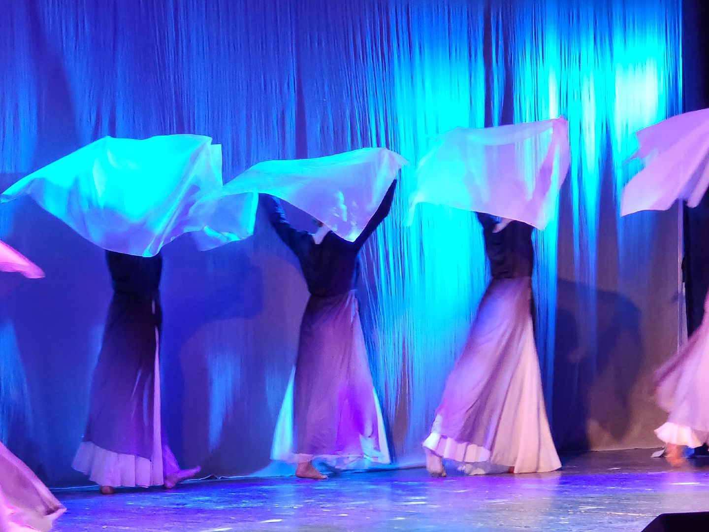 сергиев посад, дк октябрь, фестиваль, ветеранские коллективы, и нисколько мы с тобой не постарели,