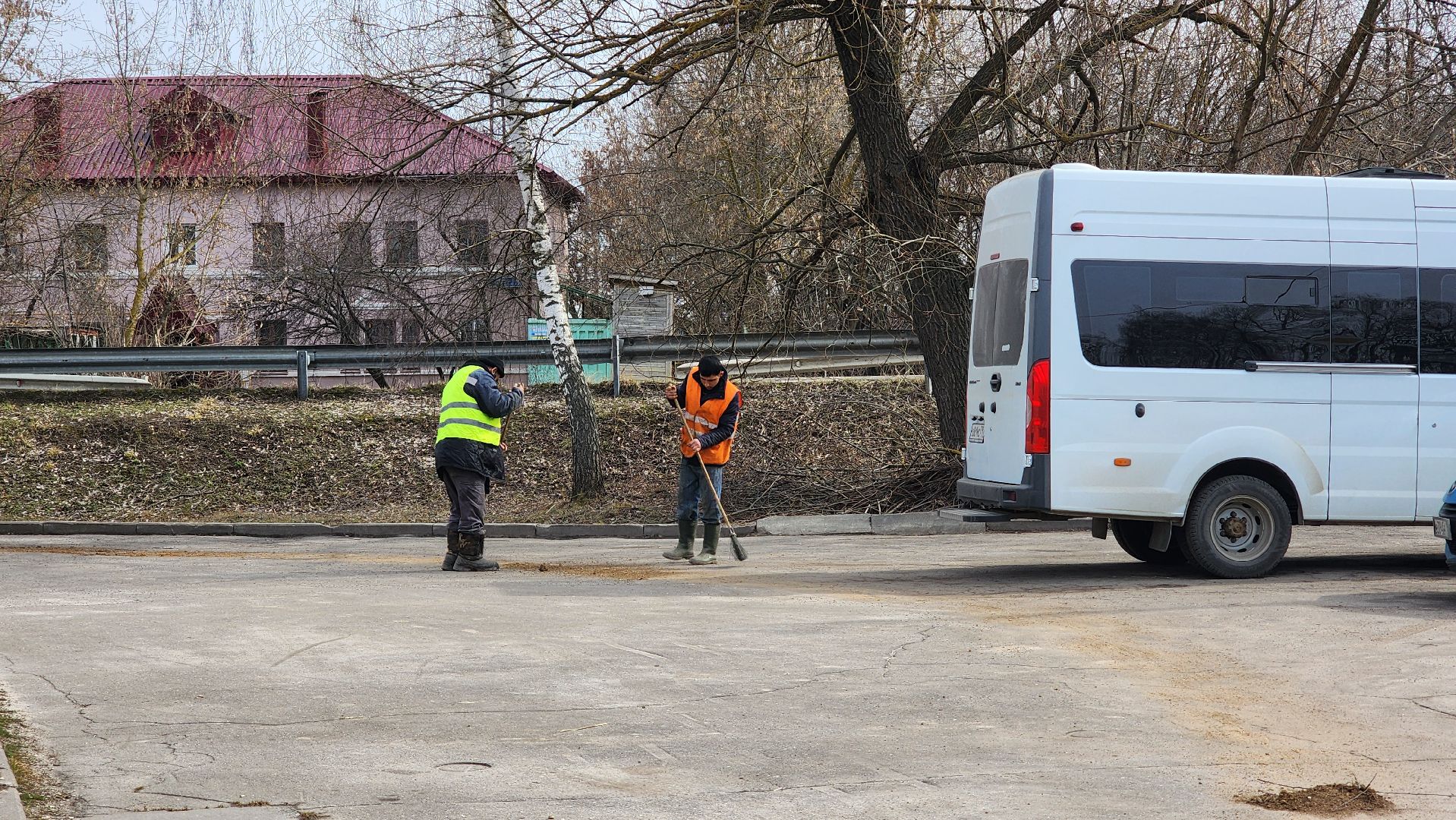 жкх, благоуйстройство, домодедово, подмосковье, субботник, весенняя уборка,