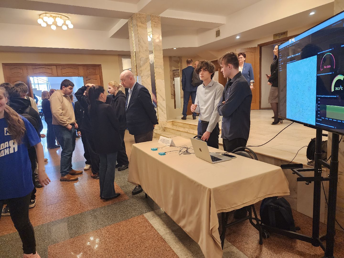 долгопрудный, дк вперед, день труда,днпп, мфц, физтех-колледж,