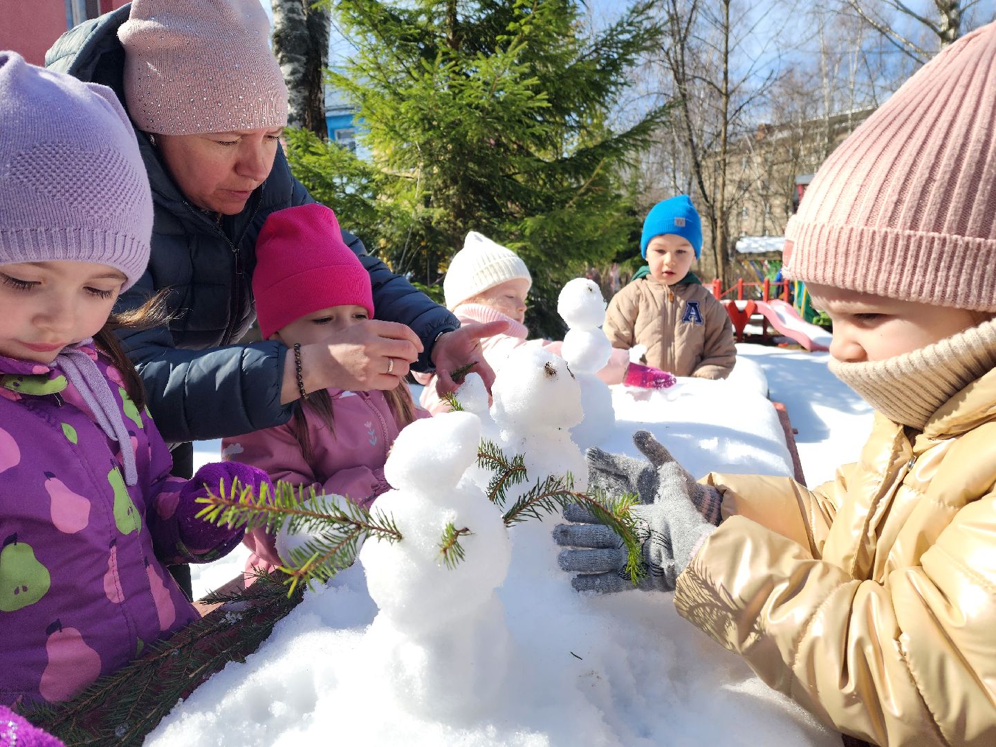 красноармейск, городской округ пушкинский, апрельский снег, снеговички, дошкольное образование,