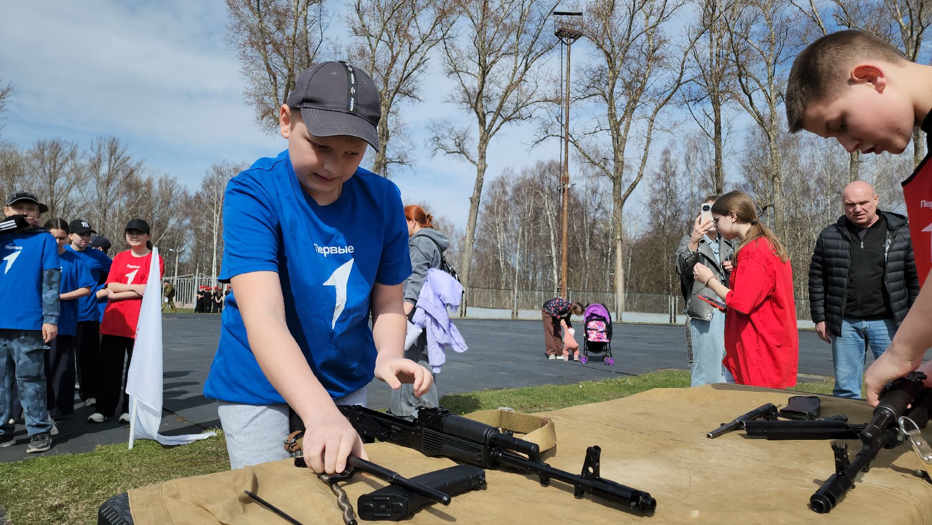 кашира, зарница 2 0, военно-патриотическая игра, школа, школьники, движение первых, юнармия, соревнования,