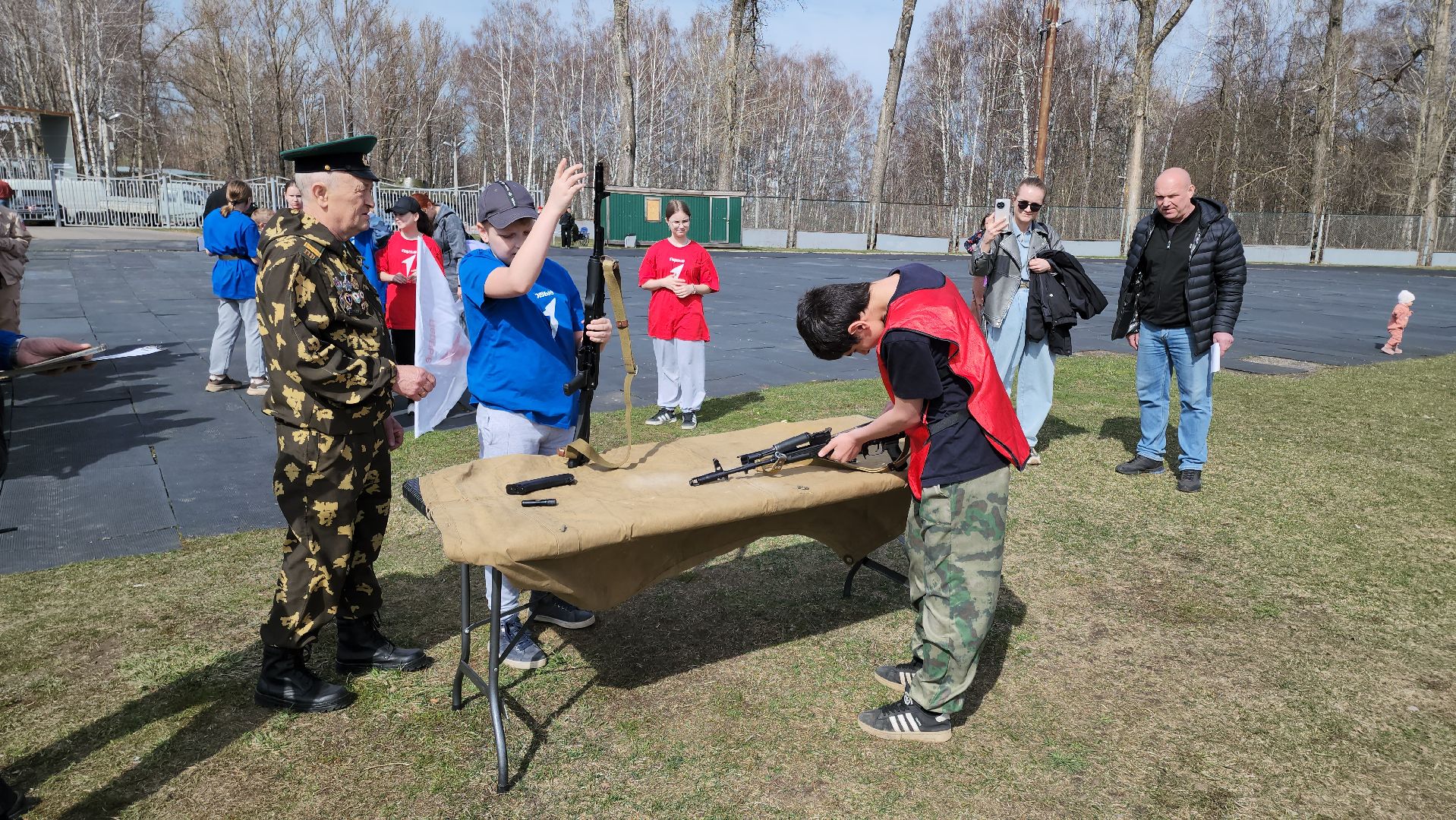 кашира, зарница 2 0, военно-патриотическая игра, школа, школьники, движение первых, юнармия, соревнования,